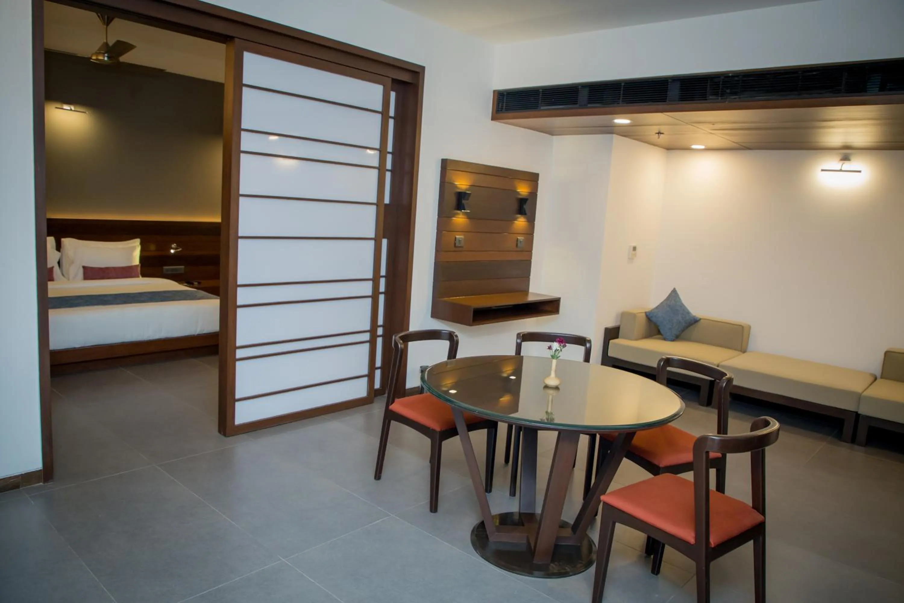 Photo of the whole room in SinQ Prive