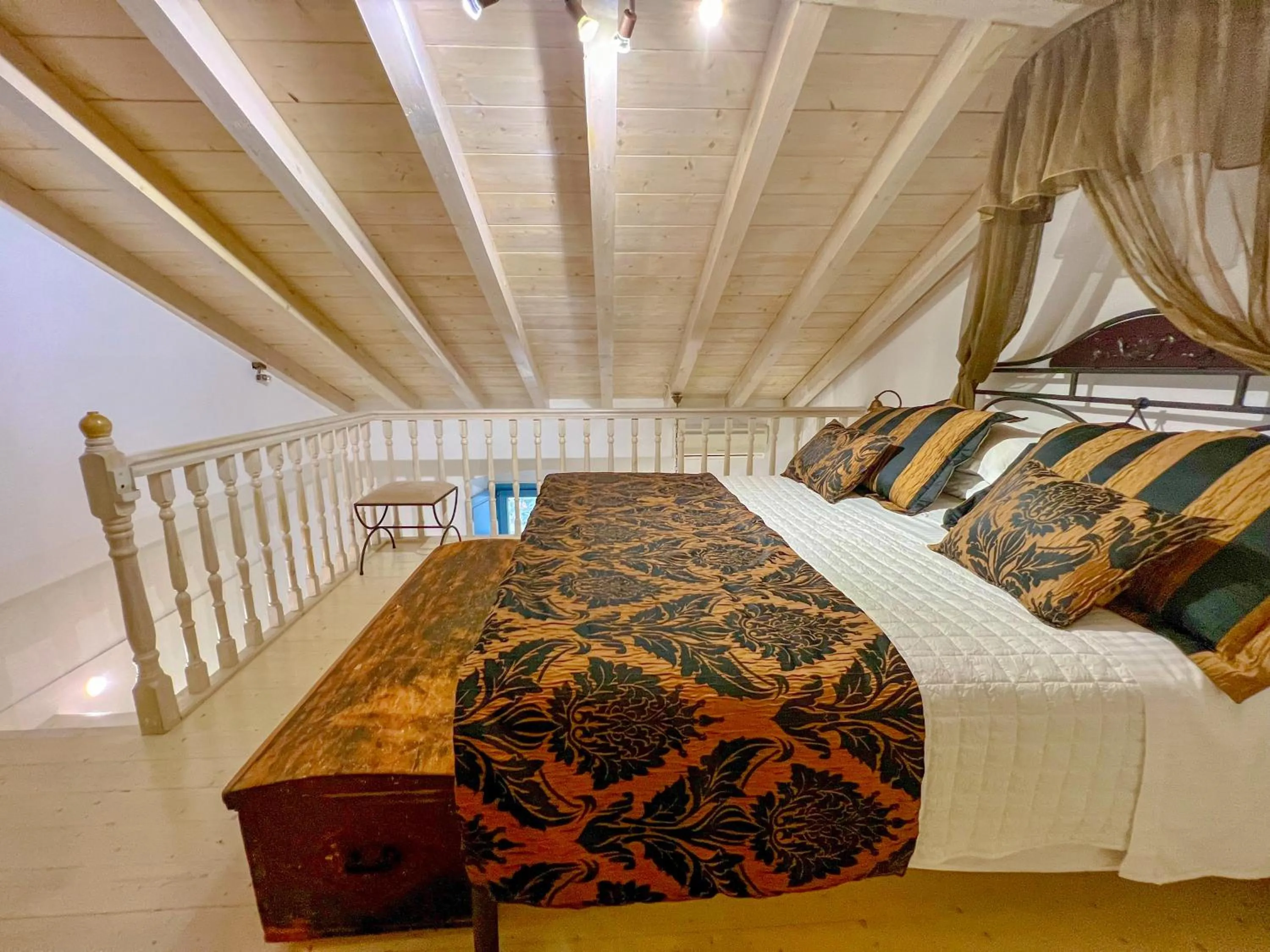 Bedroom, Bed in PortaDelMare deluxe suites