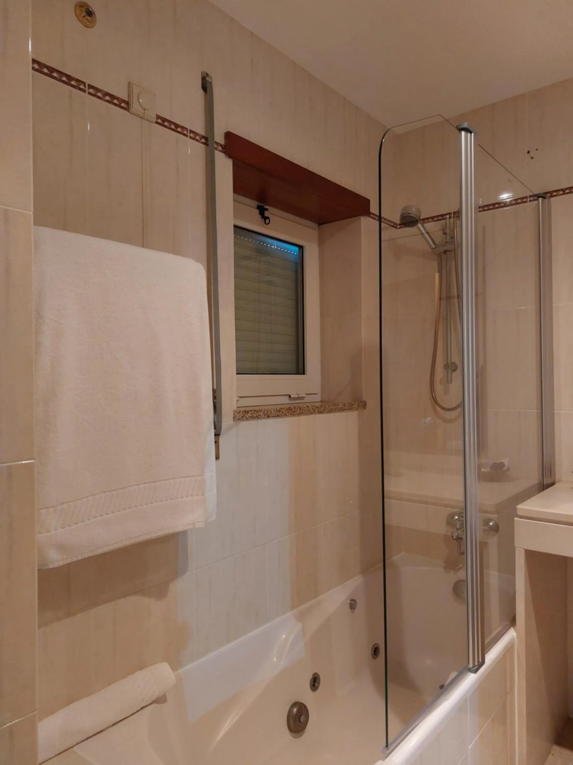 Bathroom in Hotel Aguiar da Pena