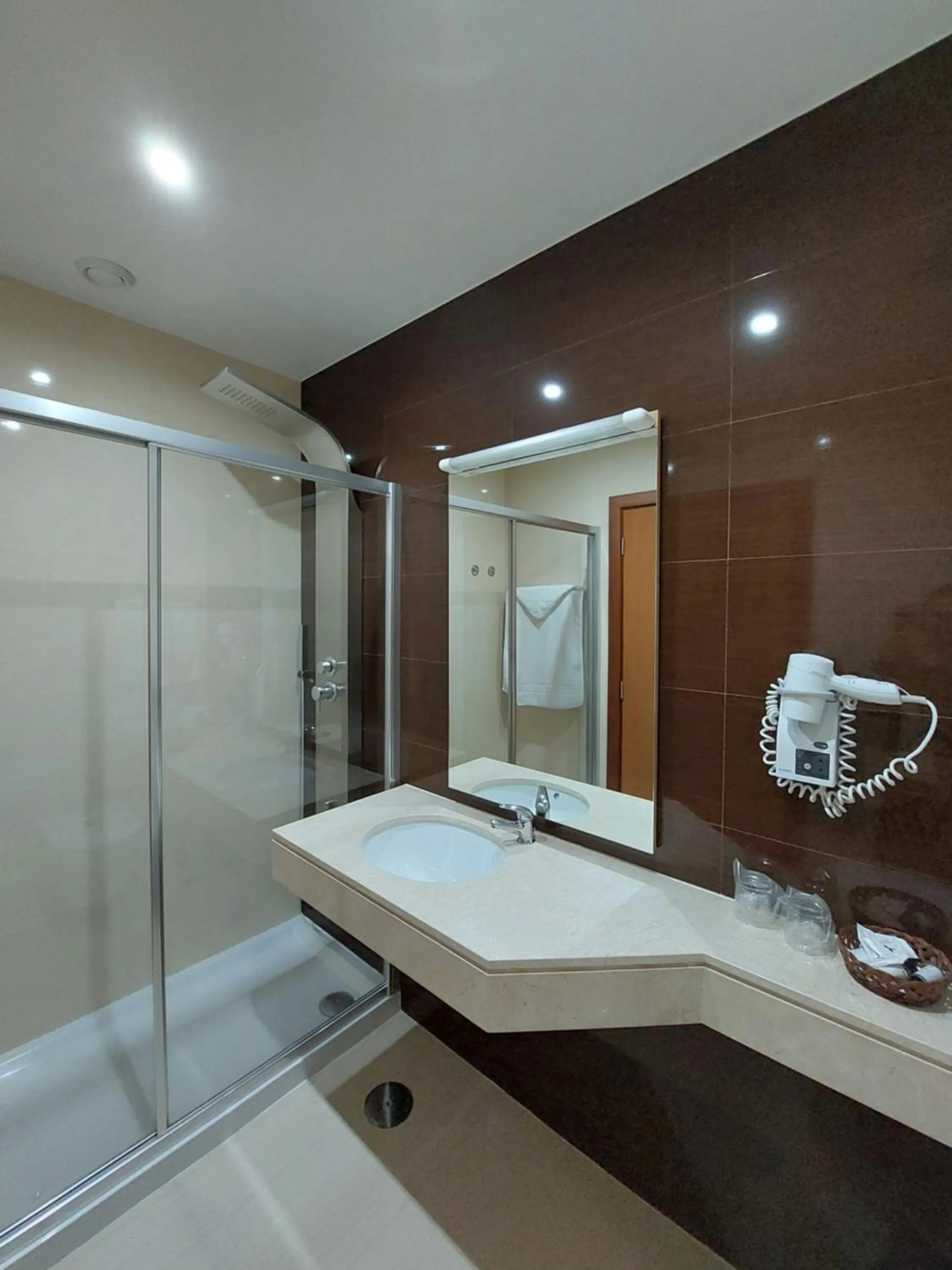 Bathroom in Hotel Aguiar da Pena