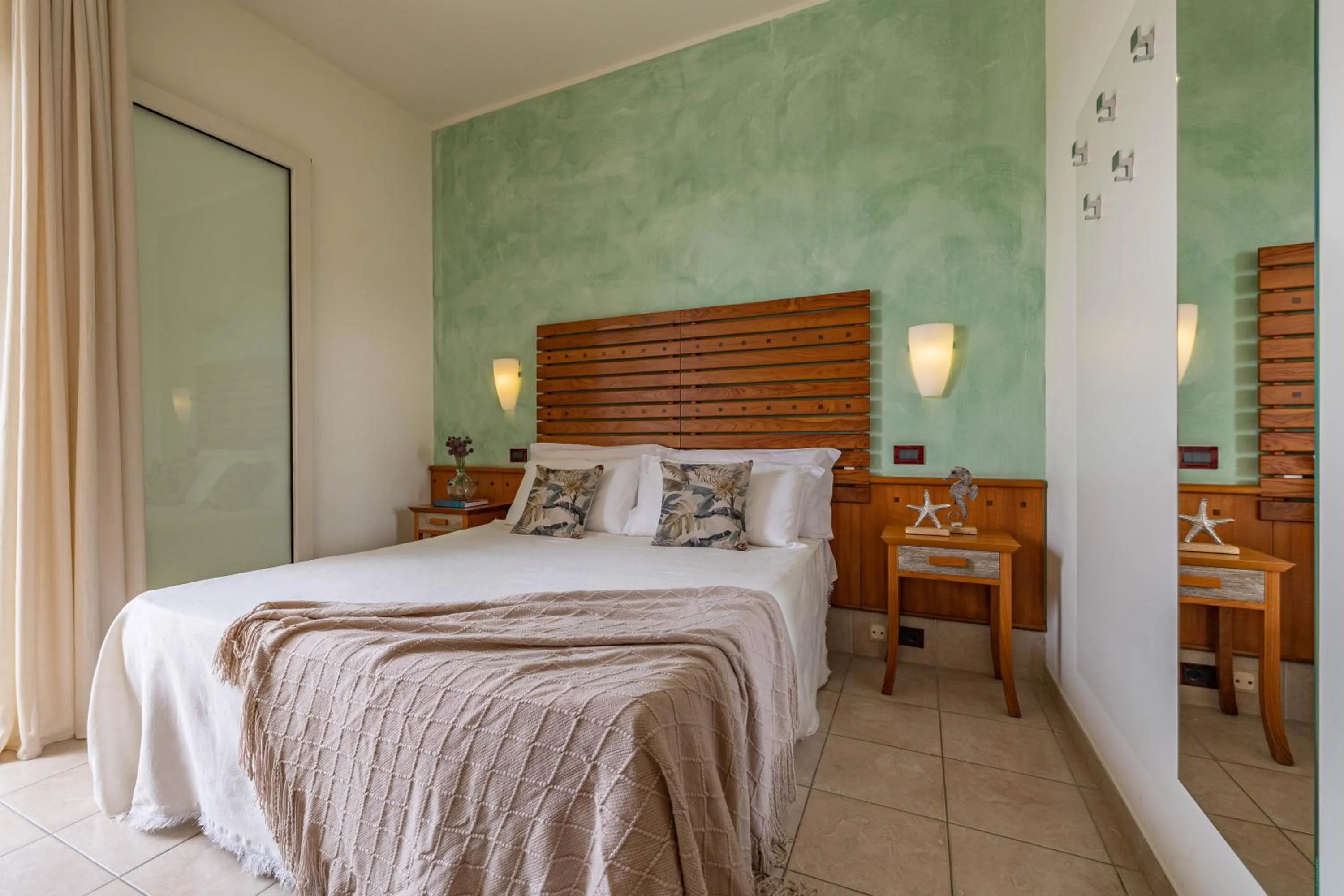 Photo of the whole room in Hotel Smeraldo