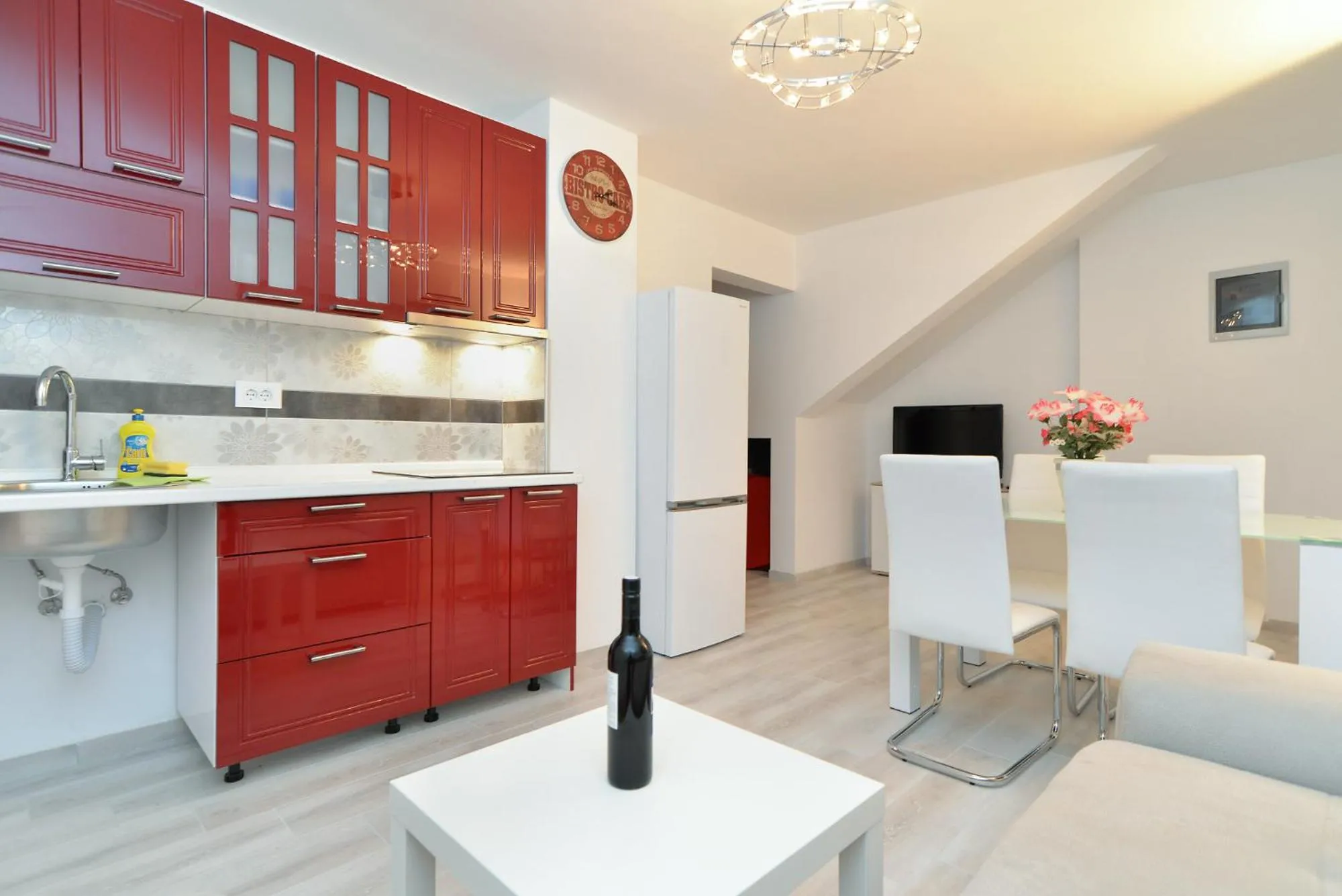 Apartments Zivan 1739