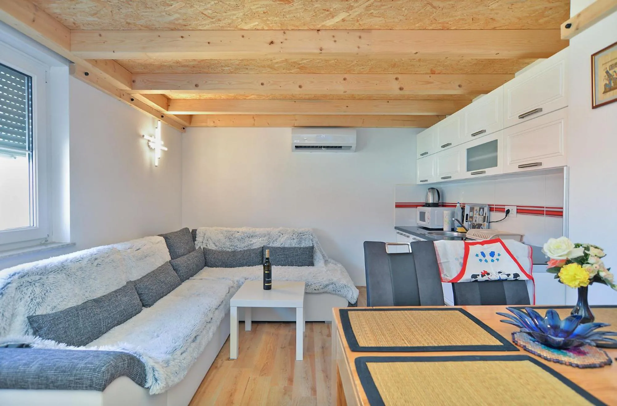 Apartments Zivan 1739