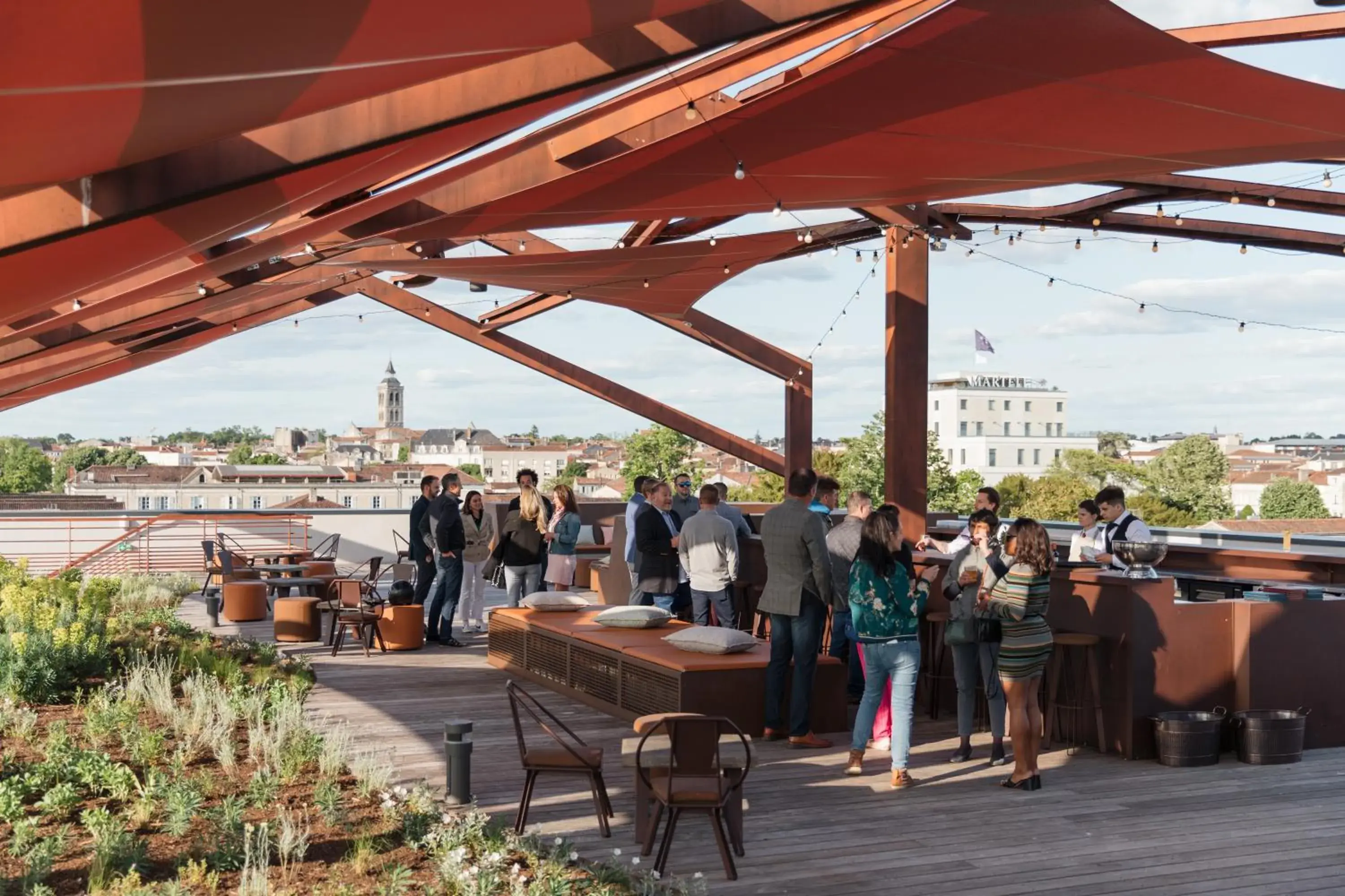 Lounge or bar in Hôtel Chais Monnet & Spa Lounge or bar in Hôtel Chais Monnet & Spa