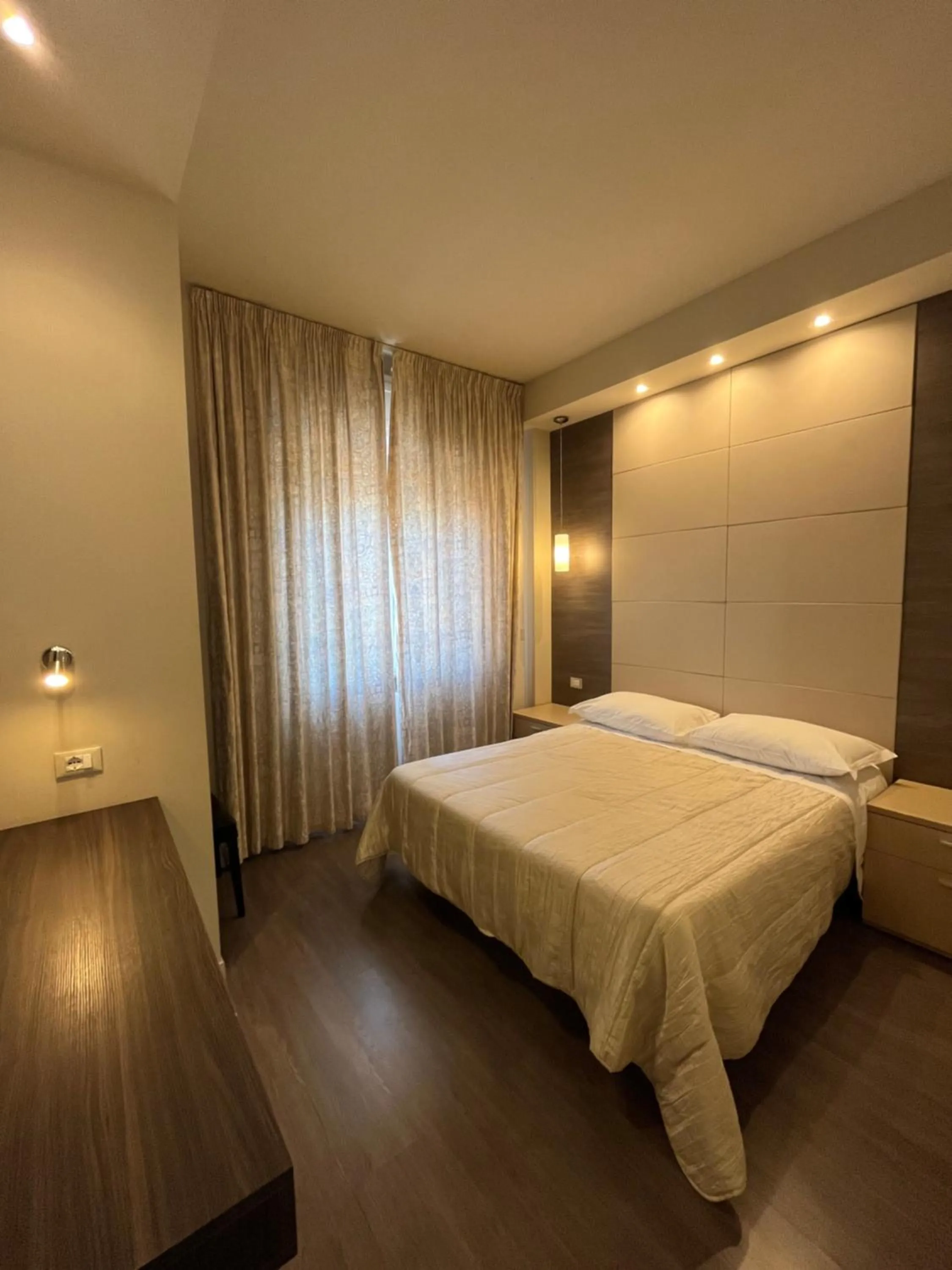 Bedroom in Hotel Europa Parking