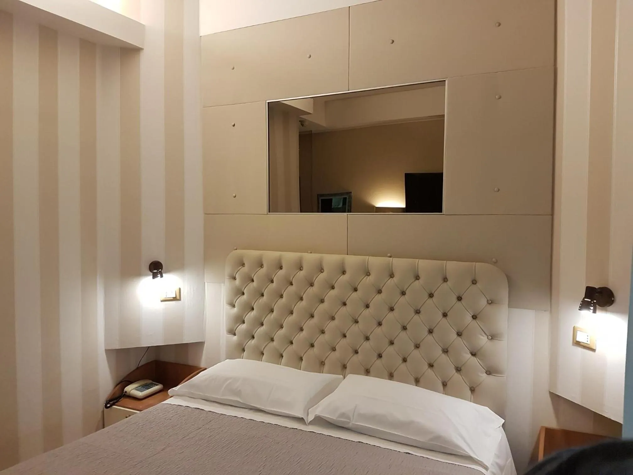 Bed in Hotel Europa Parking