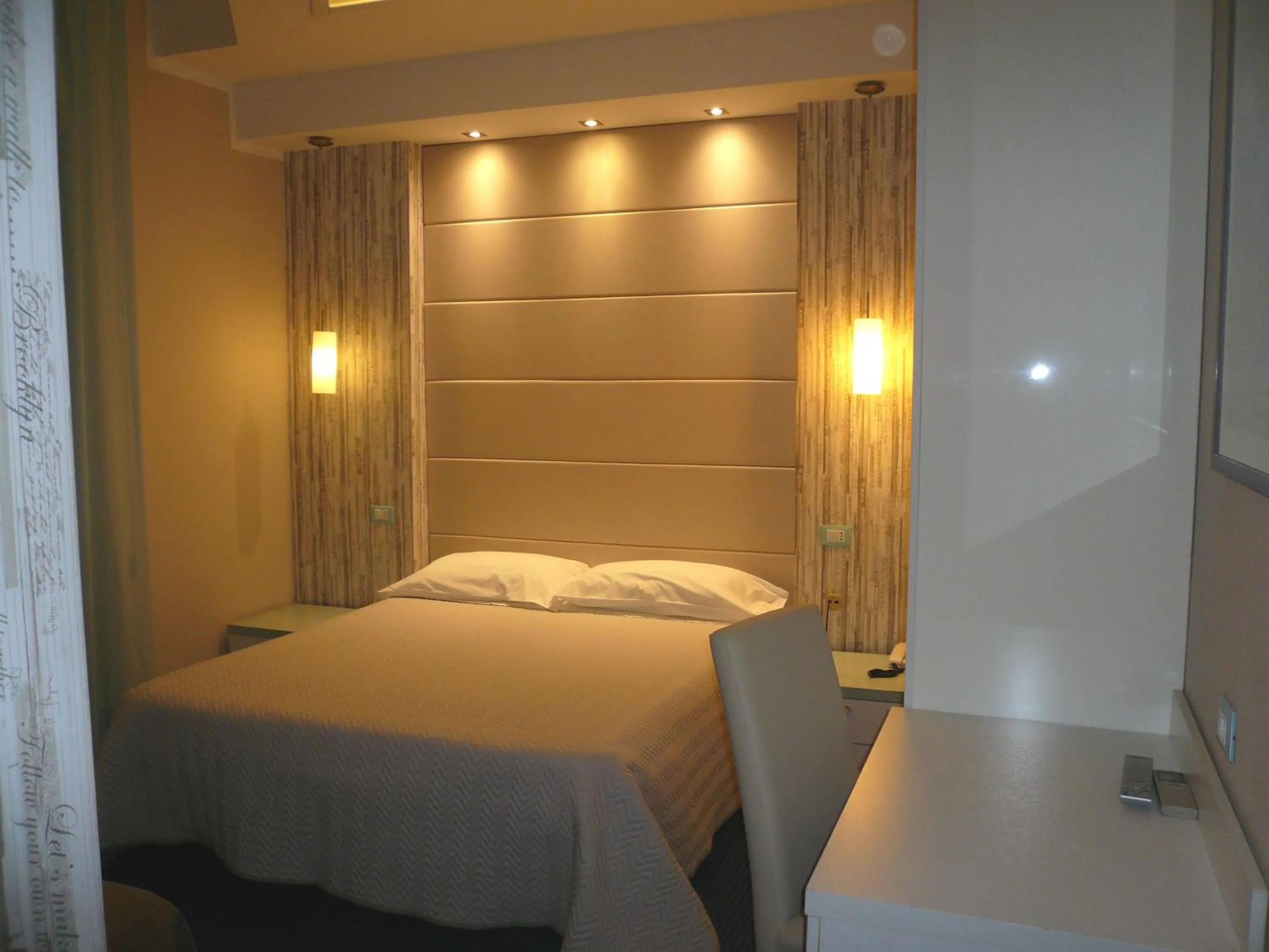 Bedroom in Hotel Europa Parking