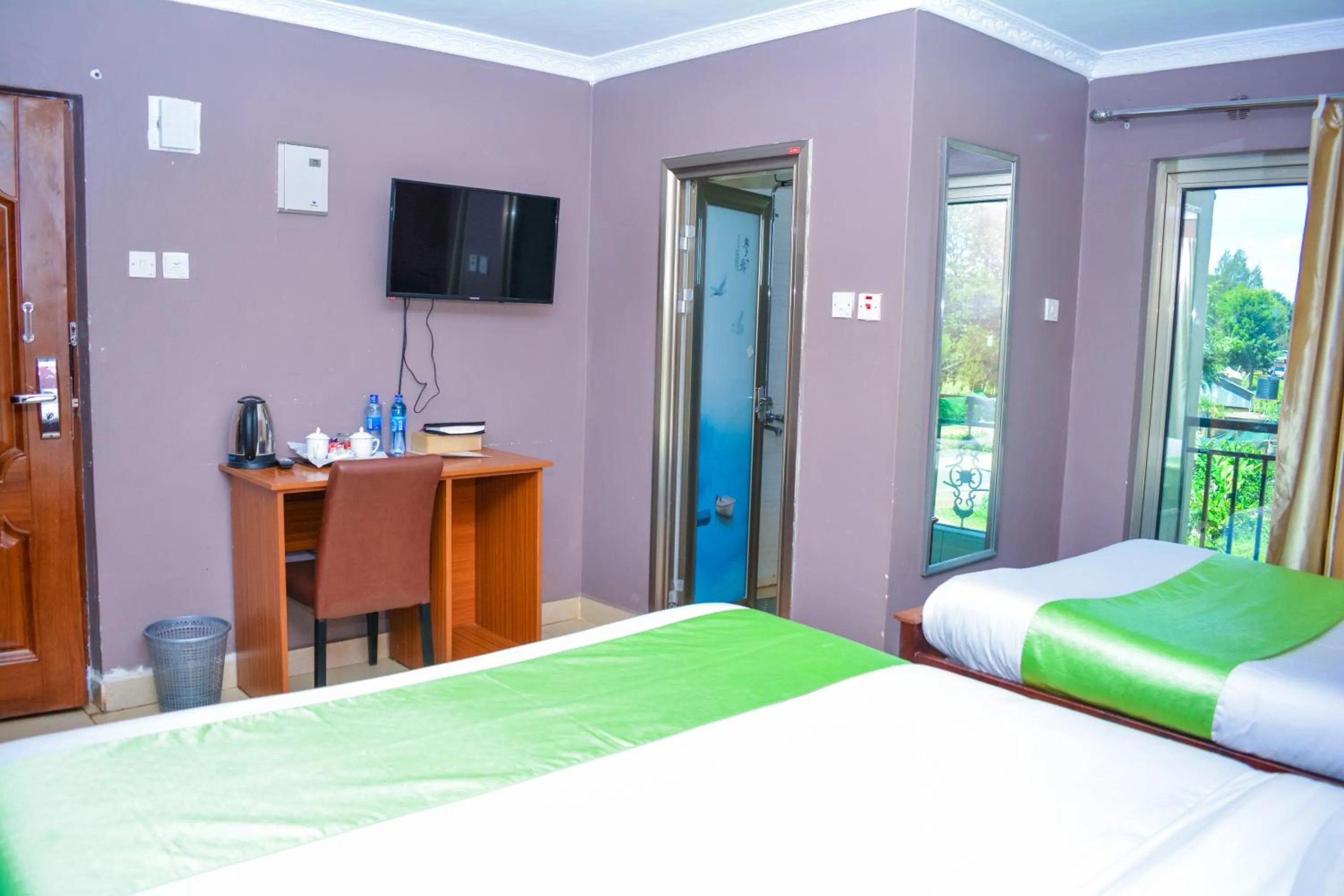 Photo of the whole room in Omega Gardens Hotel