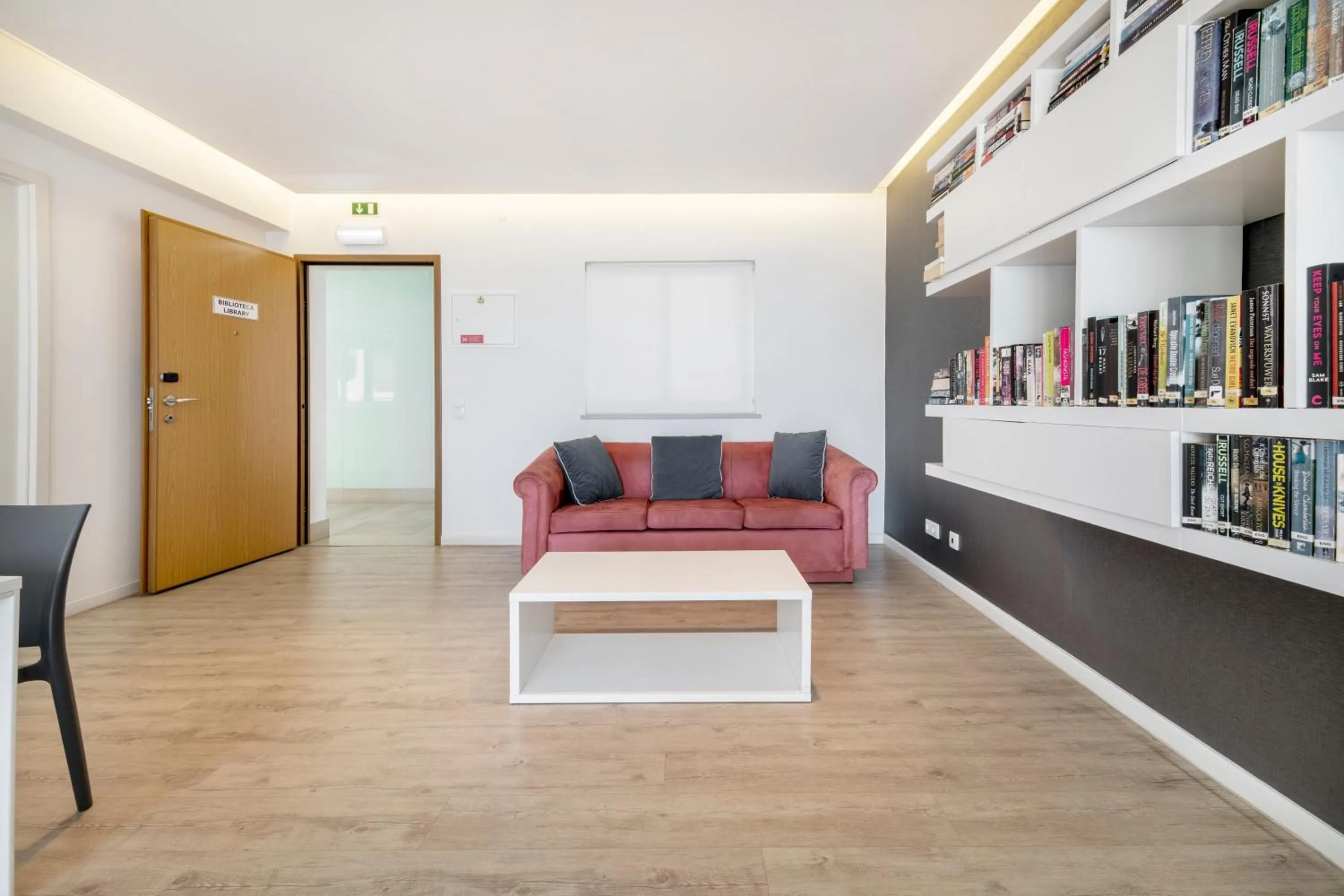 Library in AlvorMar Apartamentos Turisticos