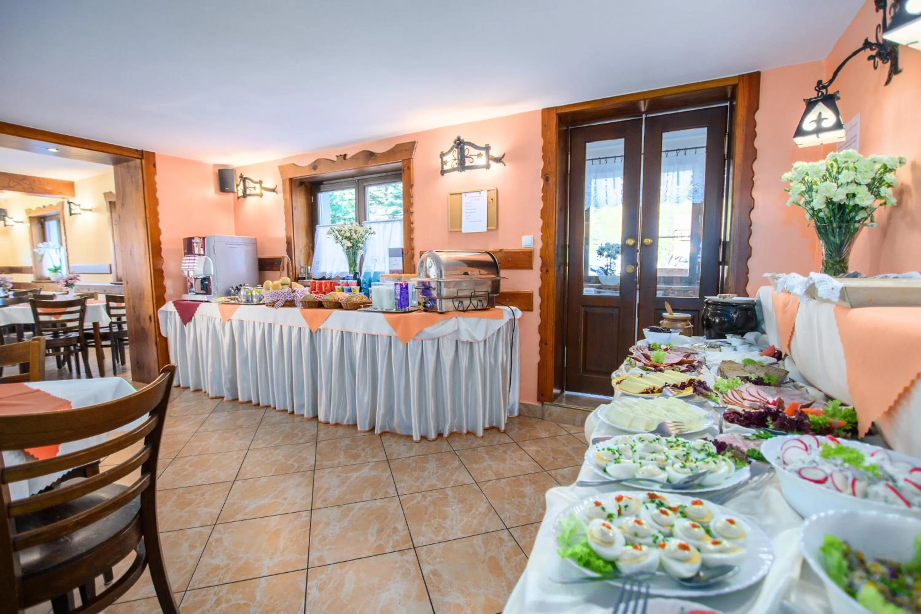 Food and drinks in Willa Kubik