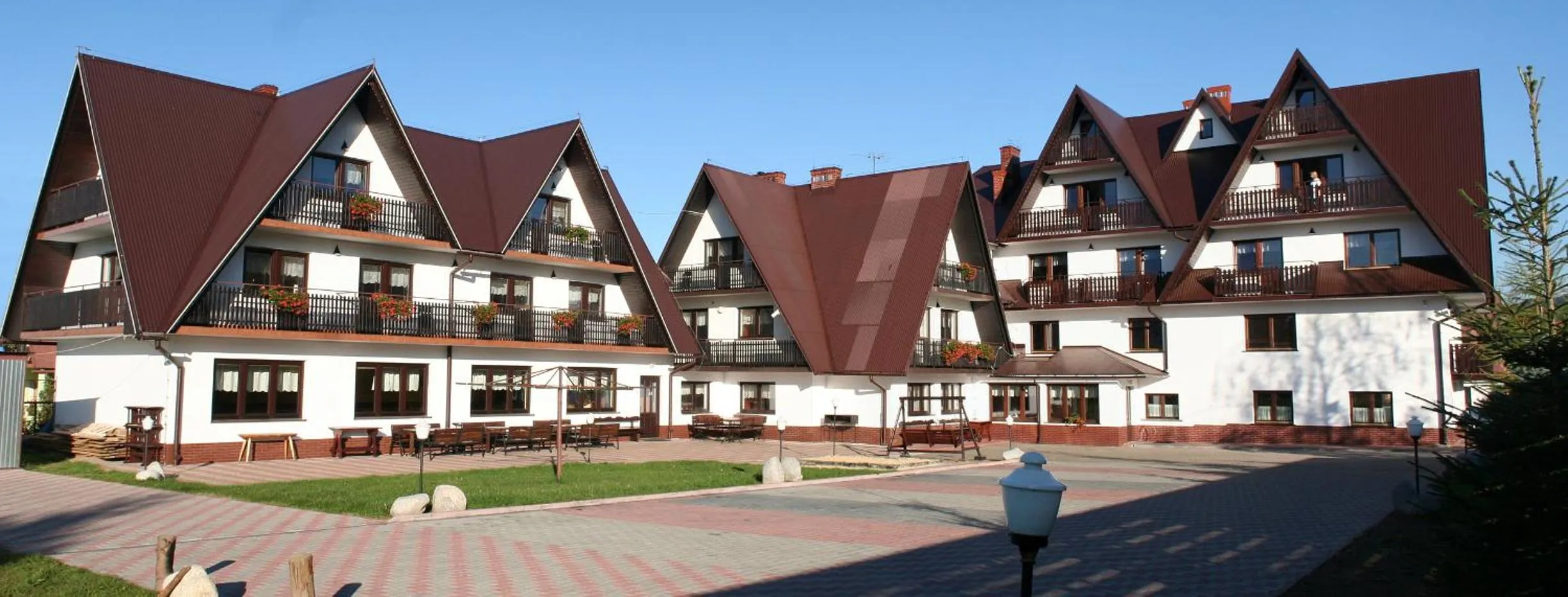 Property building in Willa Kubik