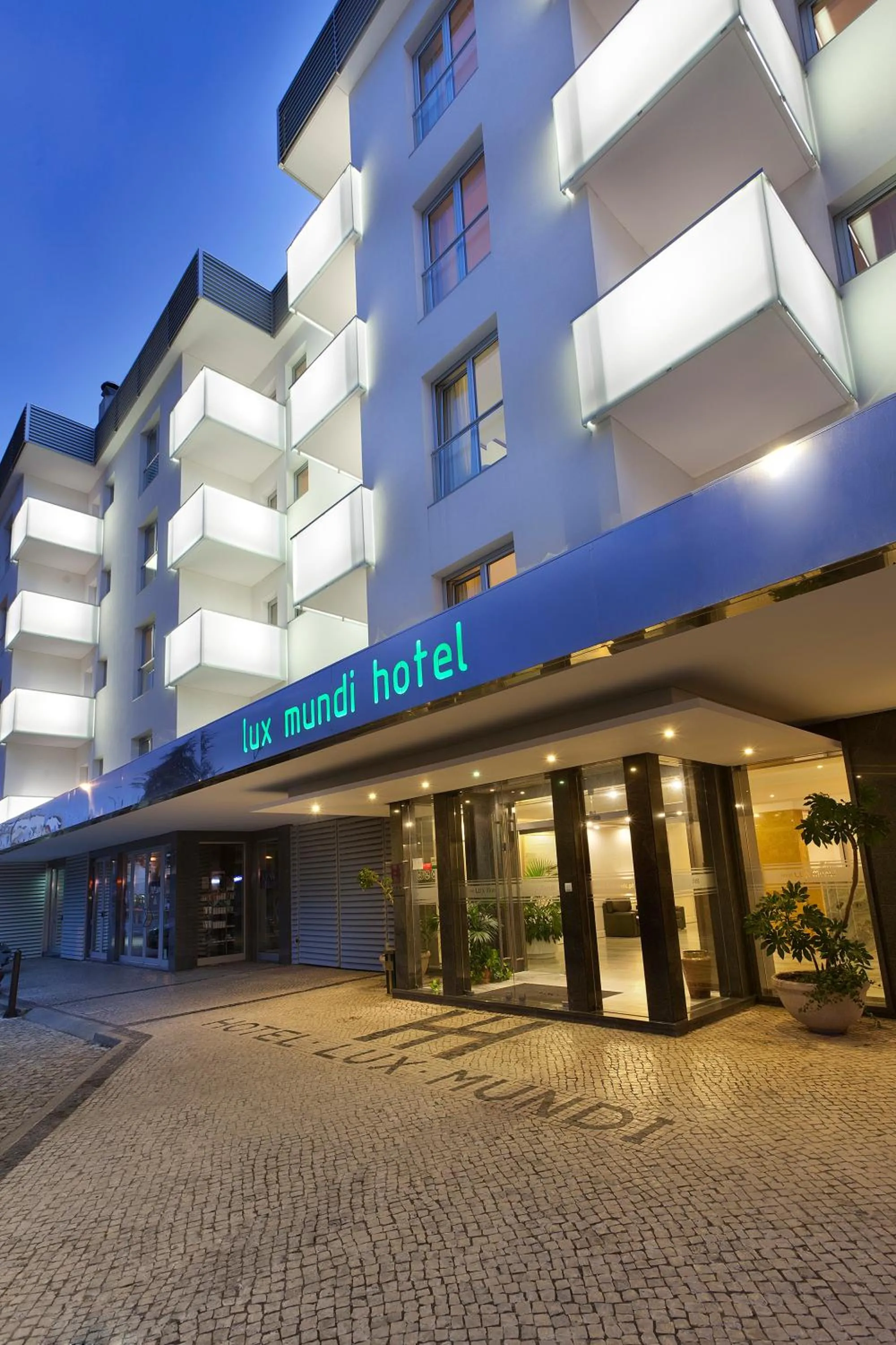 Hotel Lux Mundi