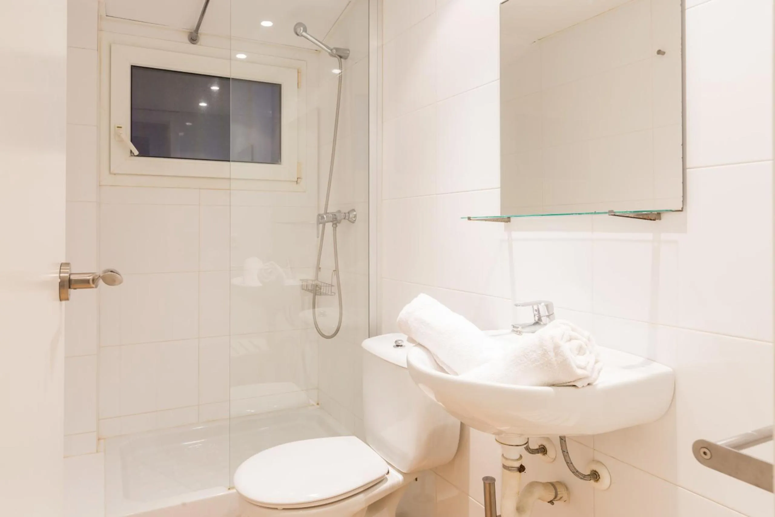 Bathroom in Apartamentos Ancora