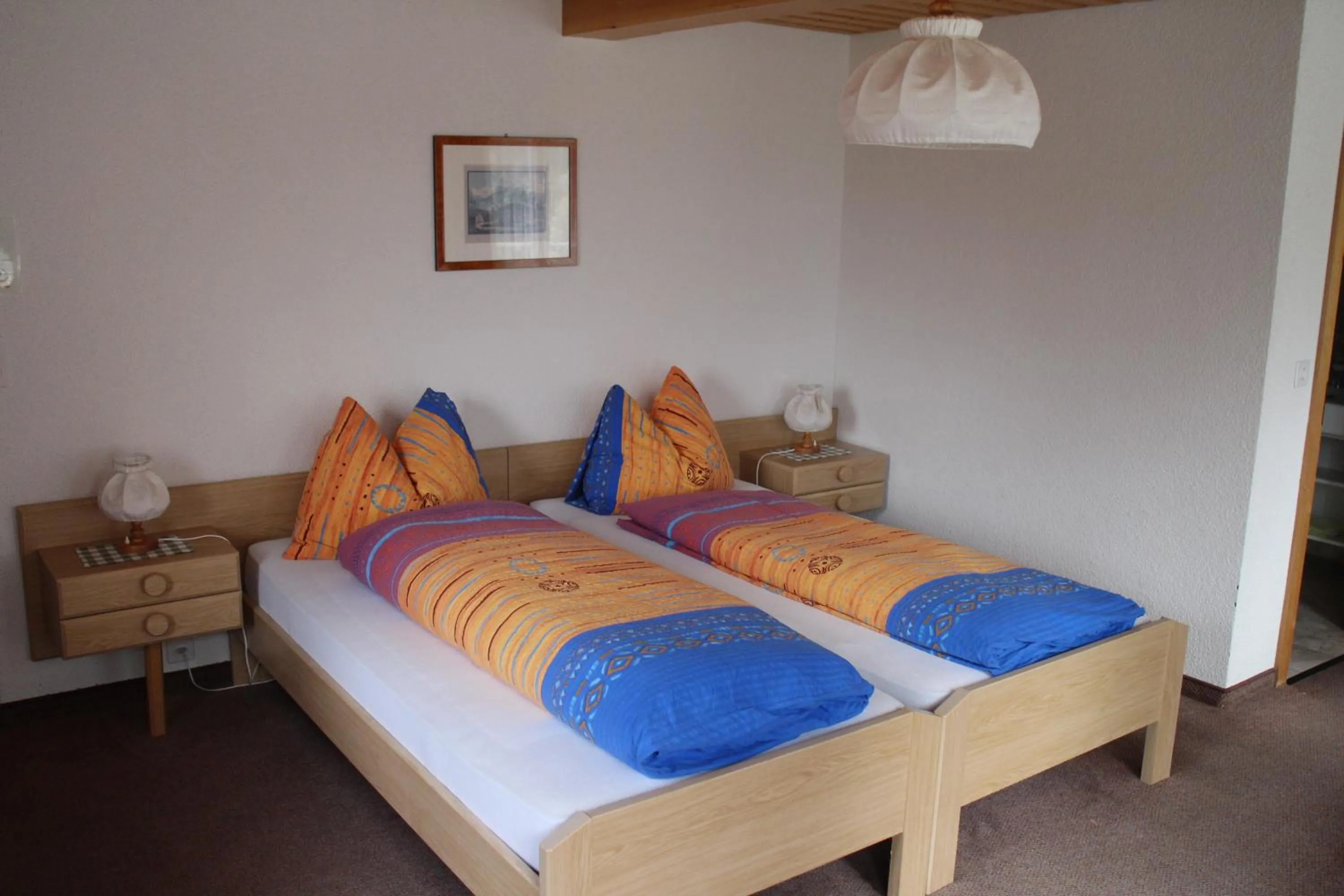 Bed in Hotel Blümlisalp