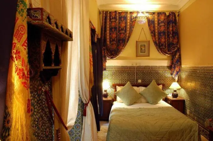 Photo of the whole room, Bed in Riad Dalia