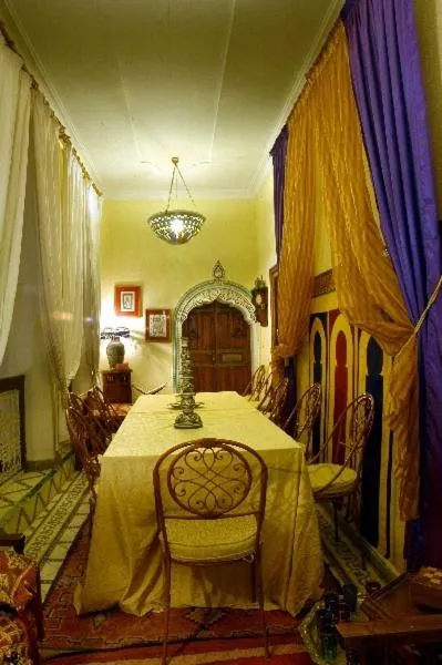 Lounge or bar, Bed in Riad Dalia