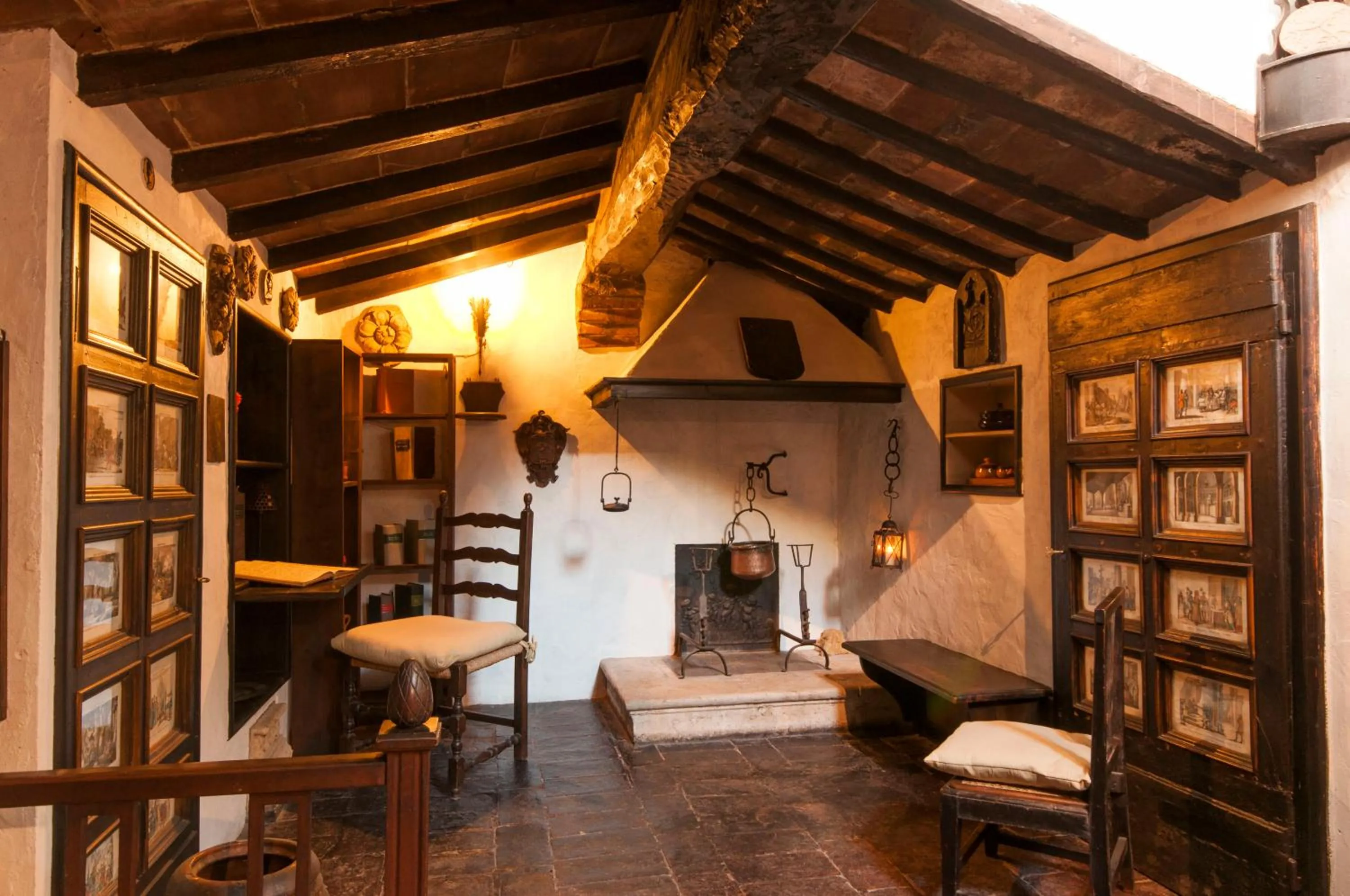 Communal lounge/ TV room in Residenza Fabroni