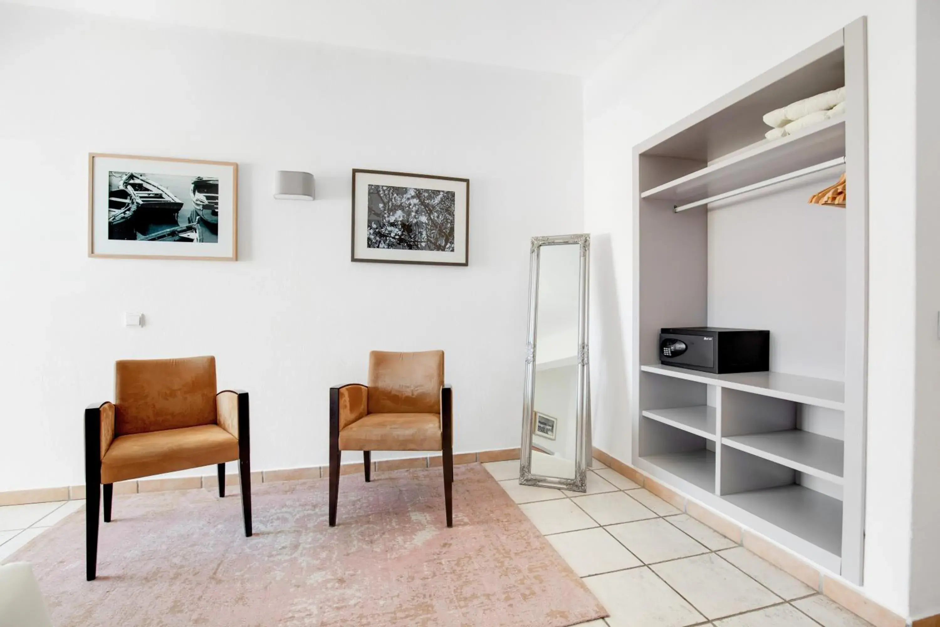 Living room in Hotel Carvoeiro Plaza Living room in Hotel Carvoeiro Plaza