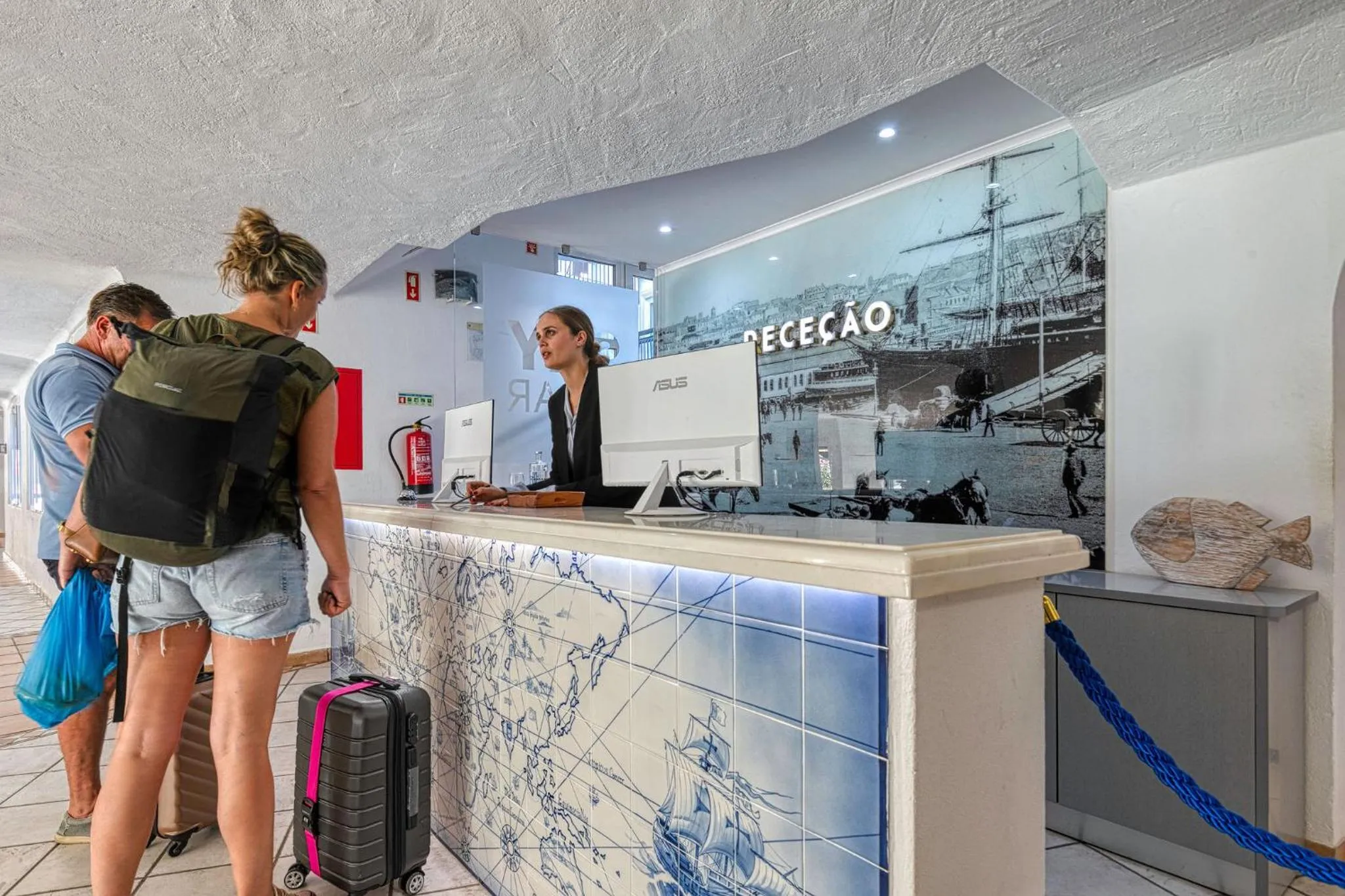 Lobby or reception in Hotel Carvoeiro Plaza