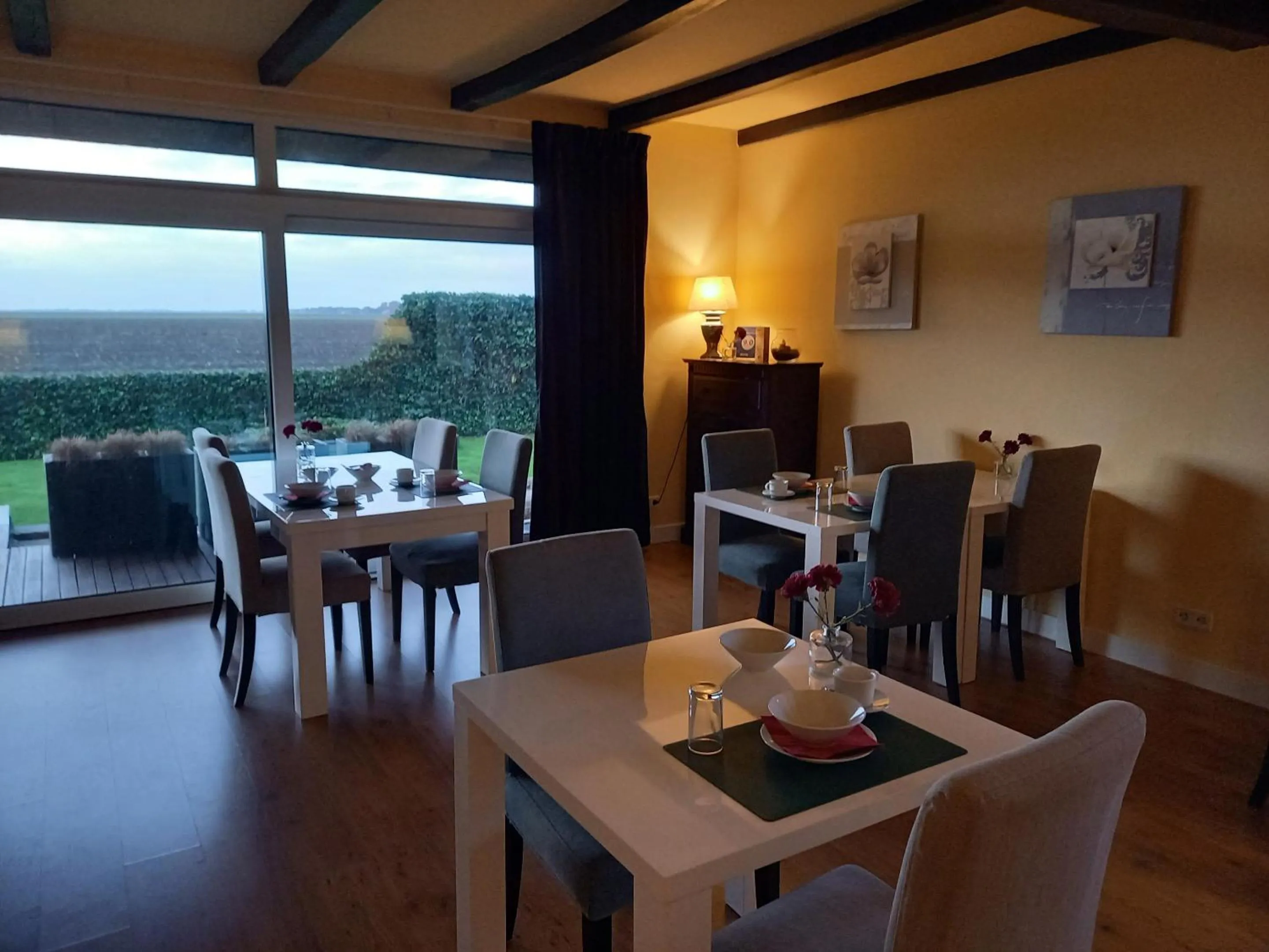 Dining area in Bed & Breakfast Rheiderland