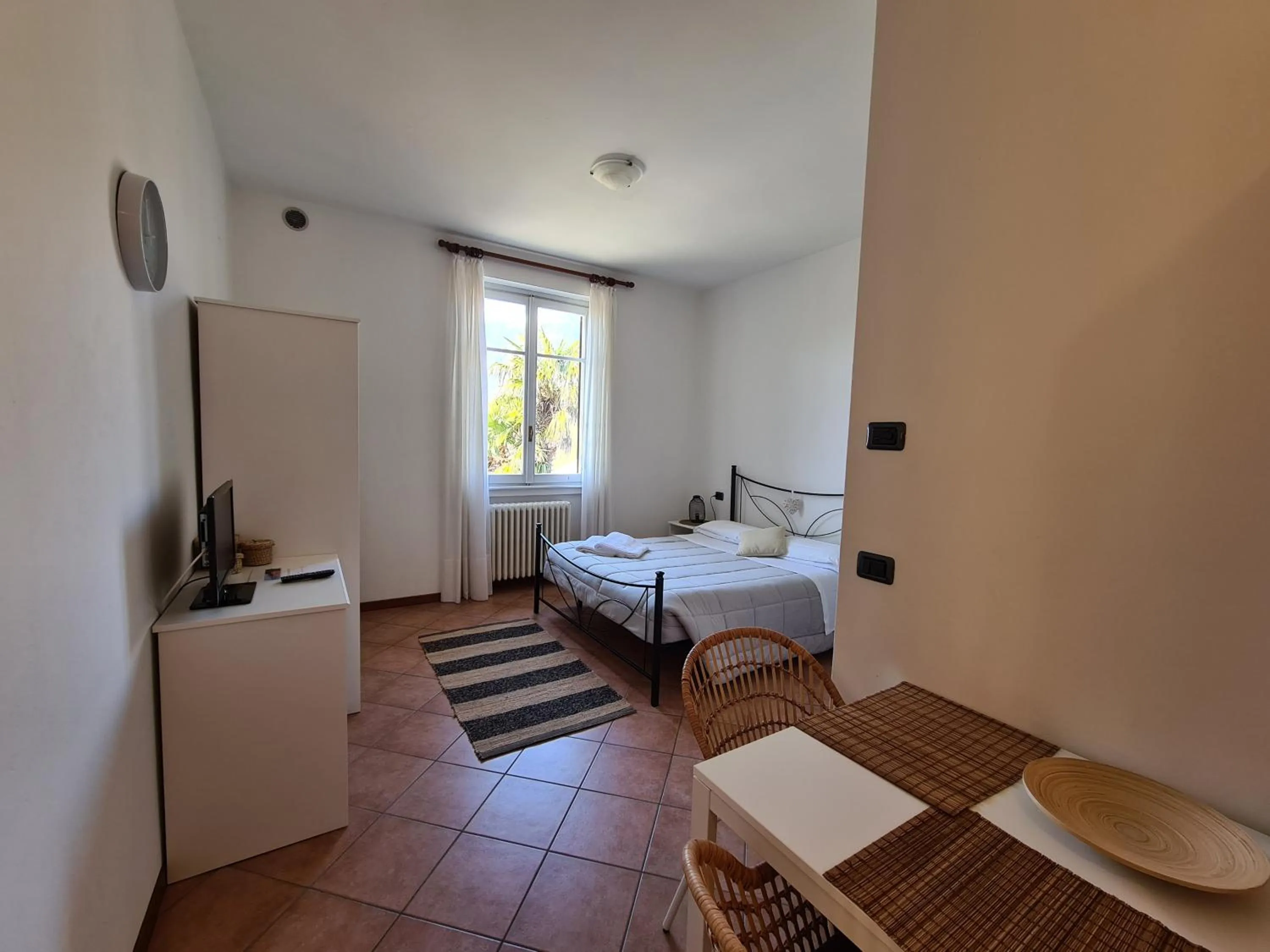 Bedroom, Bed in Appartamenti Casa La Rosa