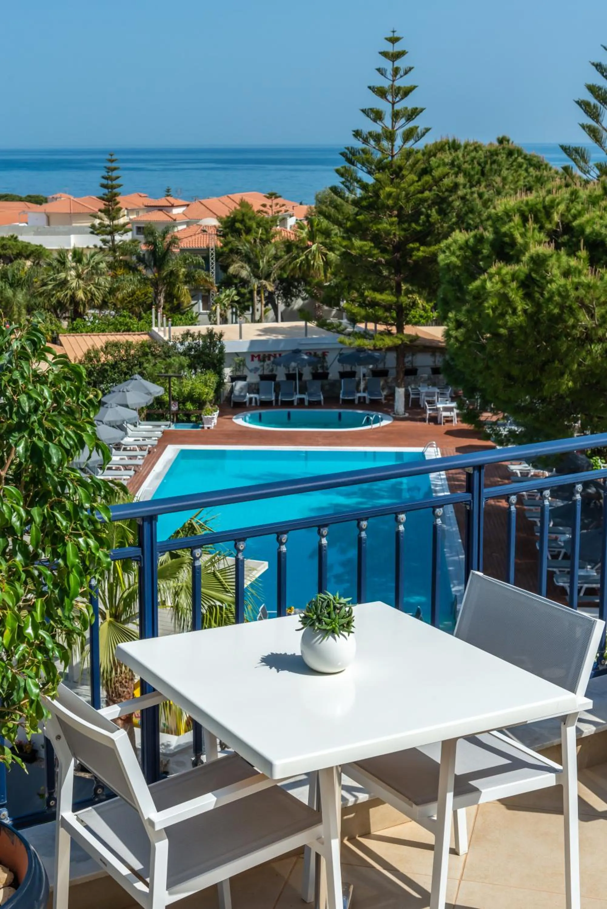 Balcony/Terrace in Contessa Hotel