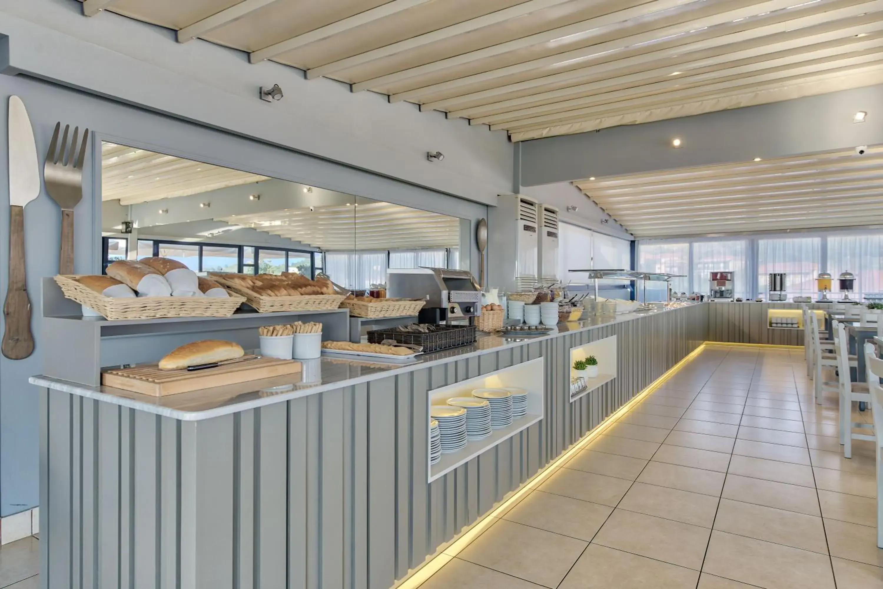 Restaurant/places to eat in Contessa Hotel Restaurant/places to eat in Contessa Hotel