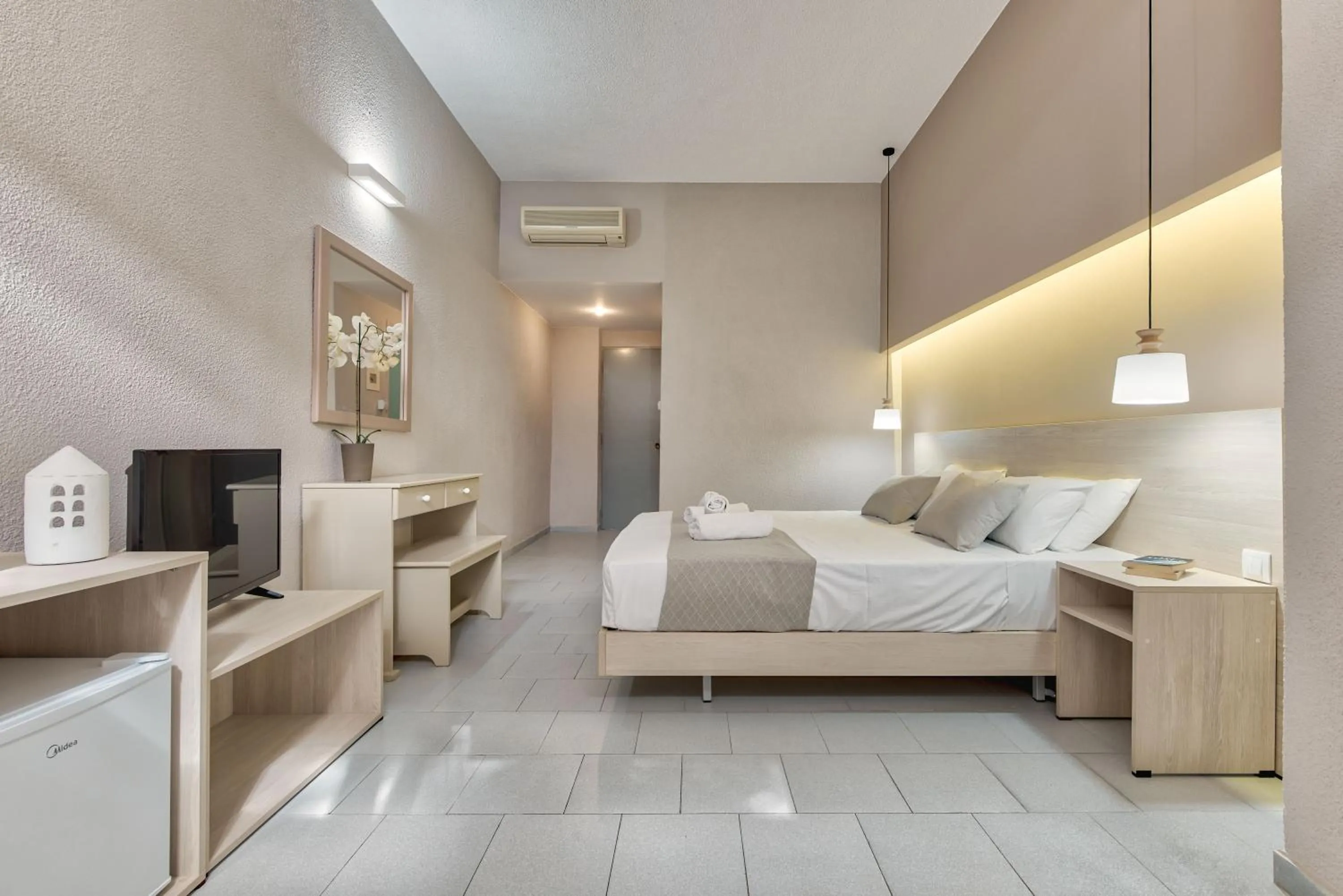 Bed in Contessa Hotel