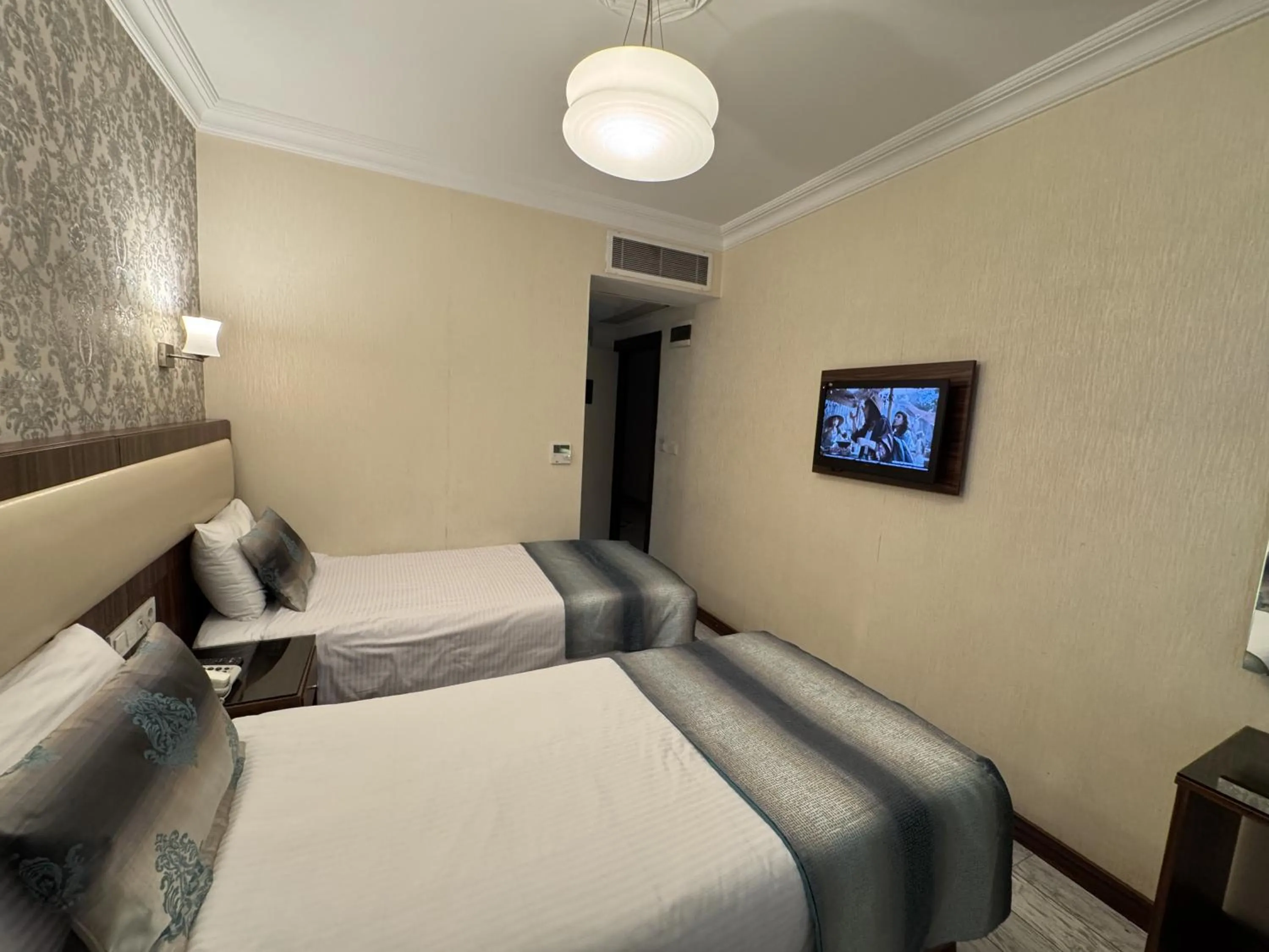 Bed in Hotel Bulvar Istanbul