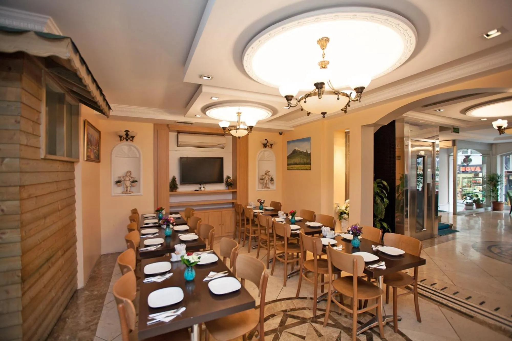 Restaurant/places to eat in Hotel Bulvar Istanbul