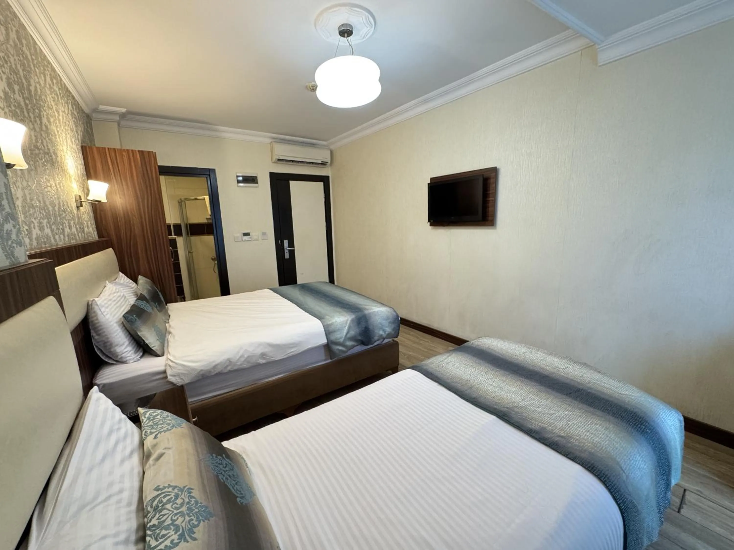 Bed in Hotel Bulvar Istanbul