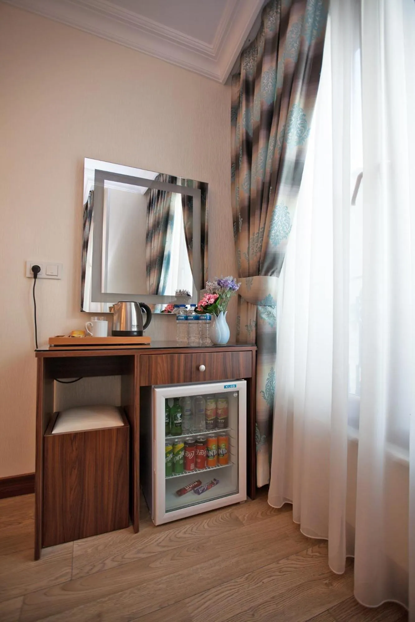 Coffee/tea facilities in Hotel Bulvar Istanbul