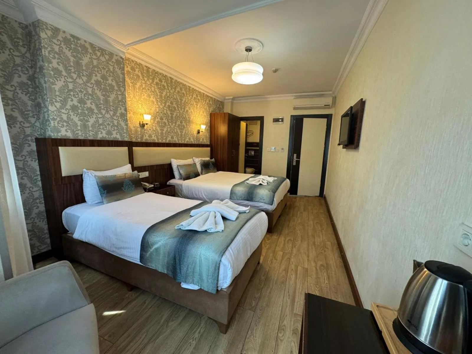 Bed in Hotel Bulvar Istanbul