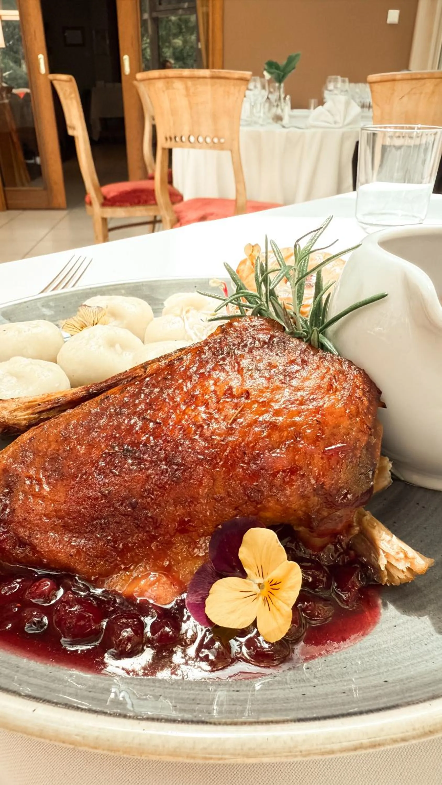 Restaurant/places to eat in Klub Sosnowy