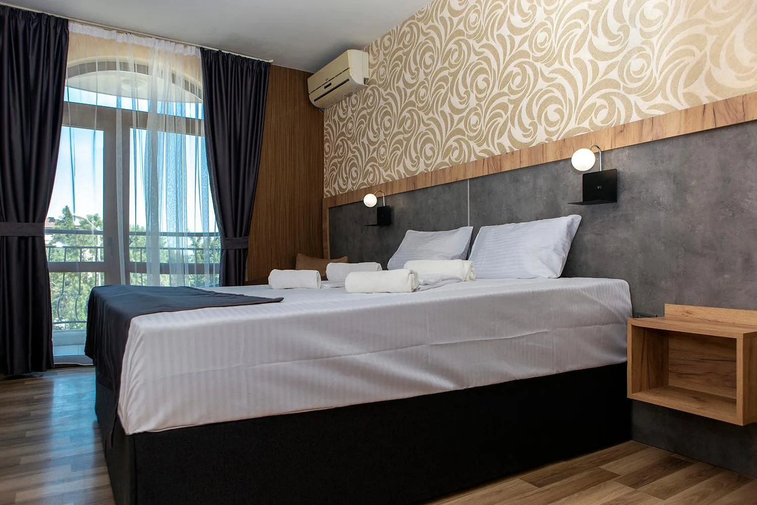 Bed in Hotel Toro Negro