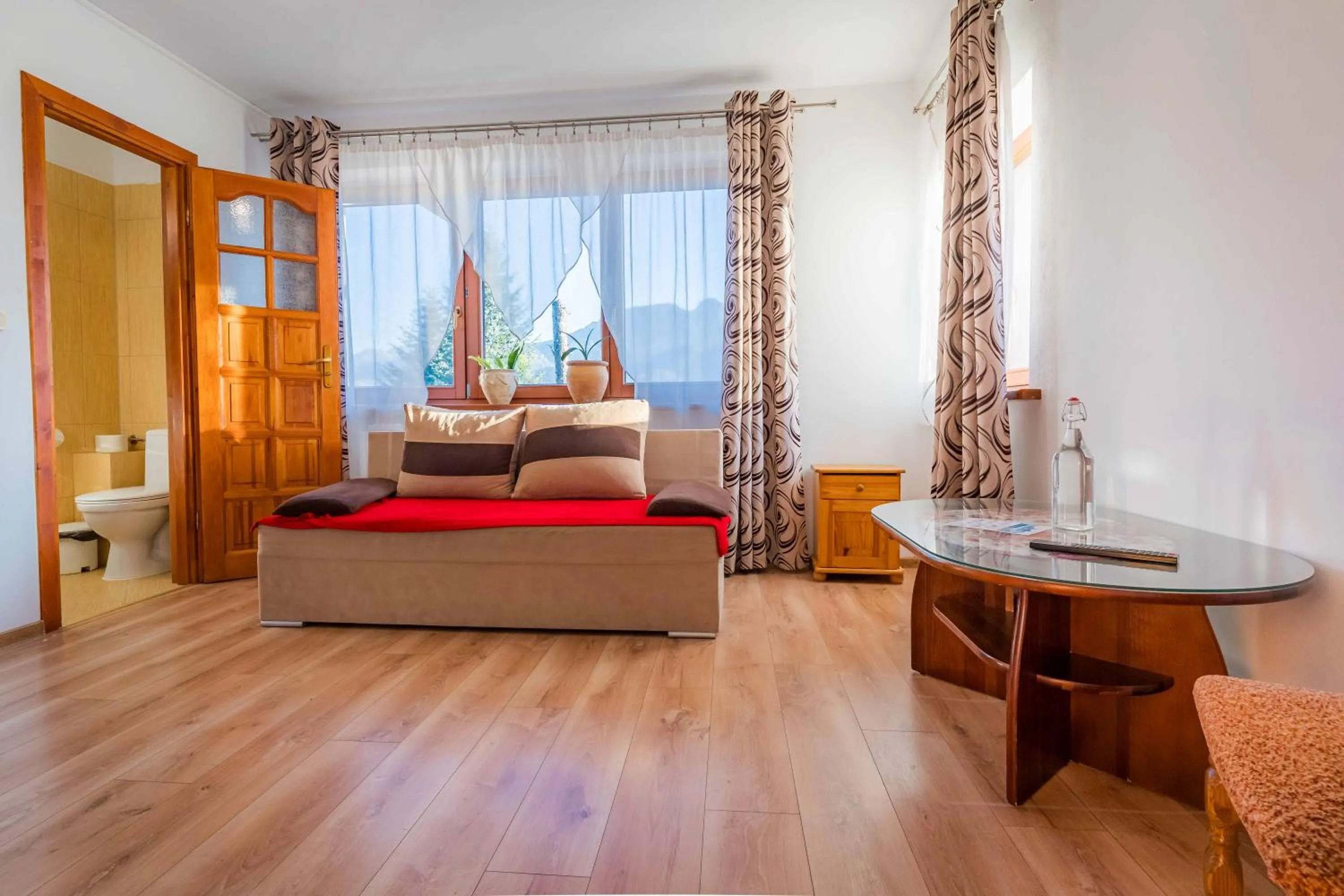 Other, Bed in Górski Pałacyk Kompleks obiektów