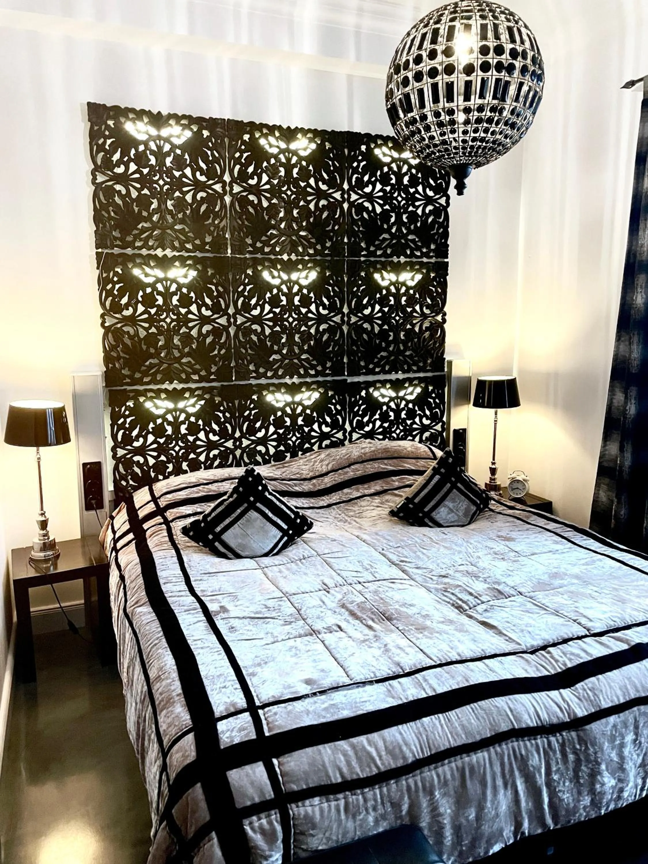 Bed in VILLA ADELEes BOUTIQUE HOTEL