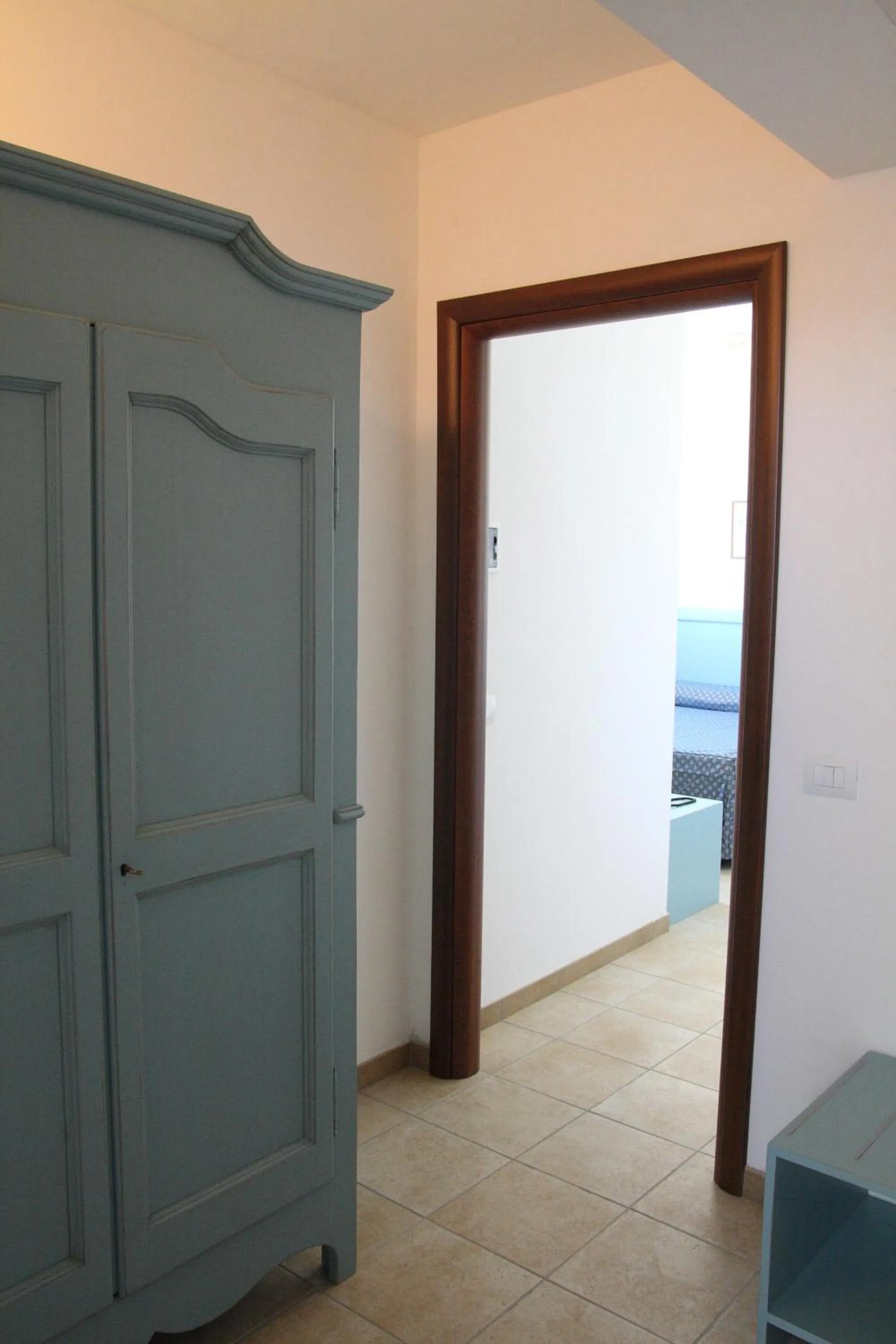 wardrobe in Lido Impero
