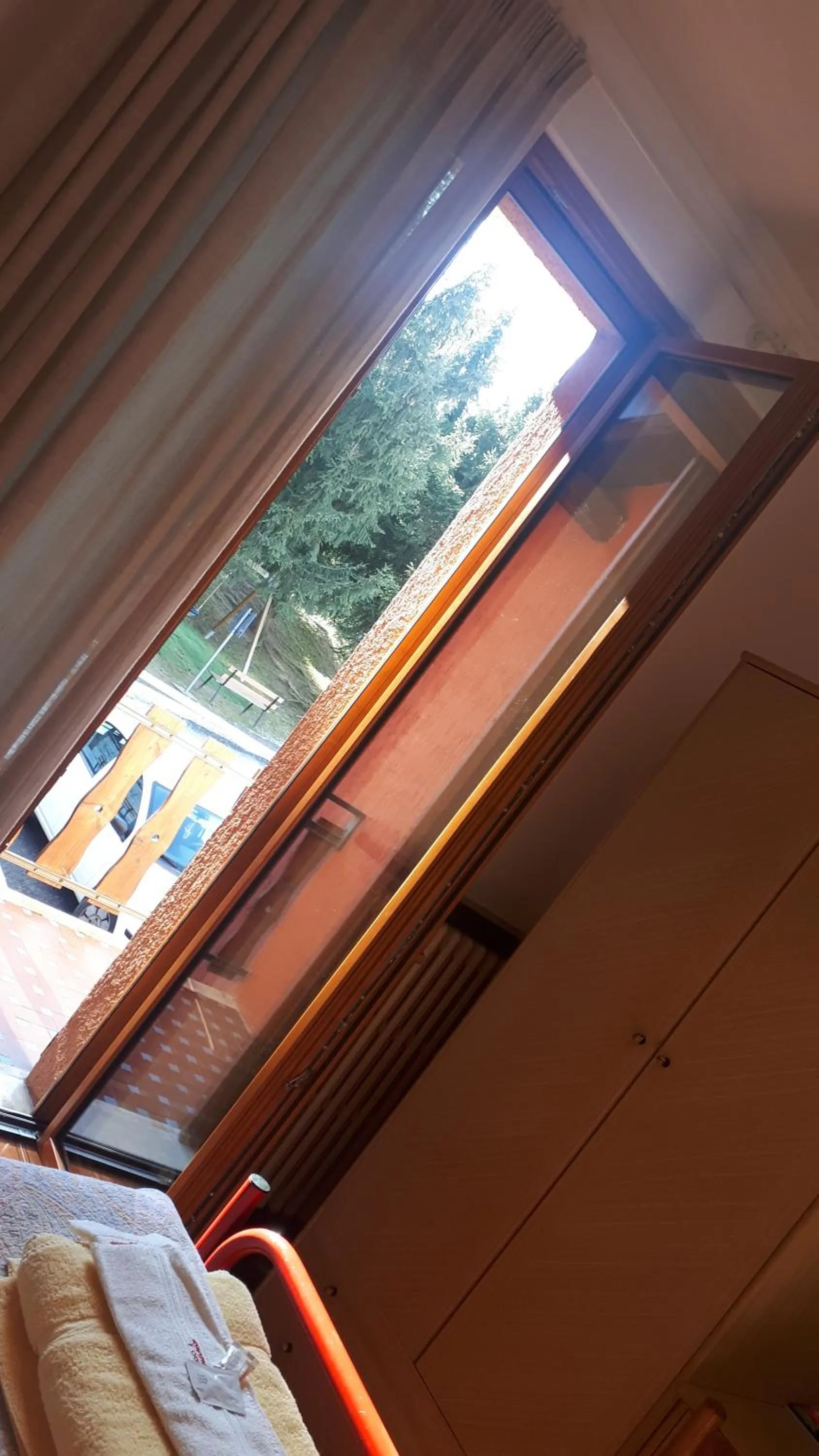Property building, Bed in Albergo Legazzuolo Montecampione