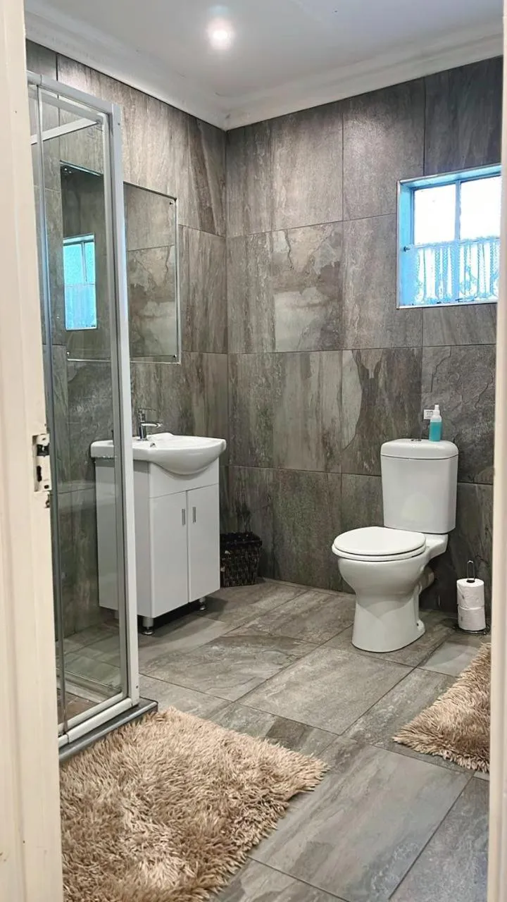 Shower in River Rock Lodge