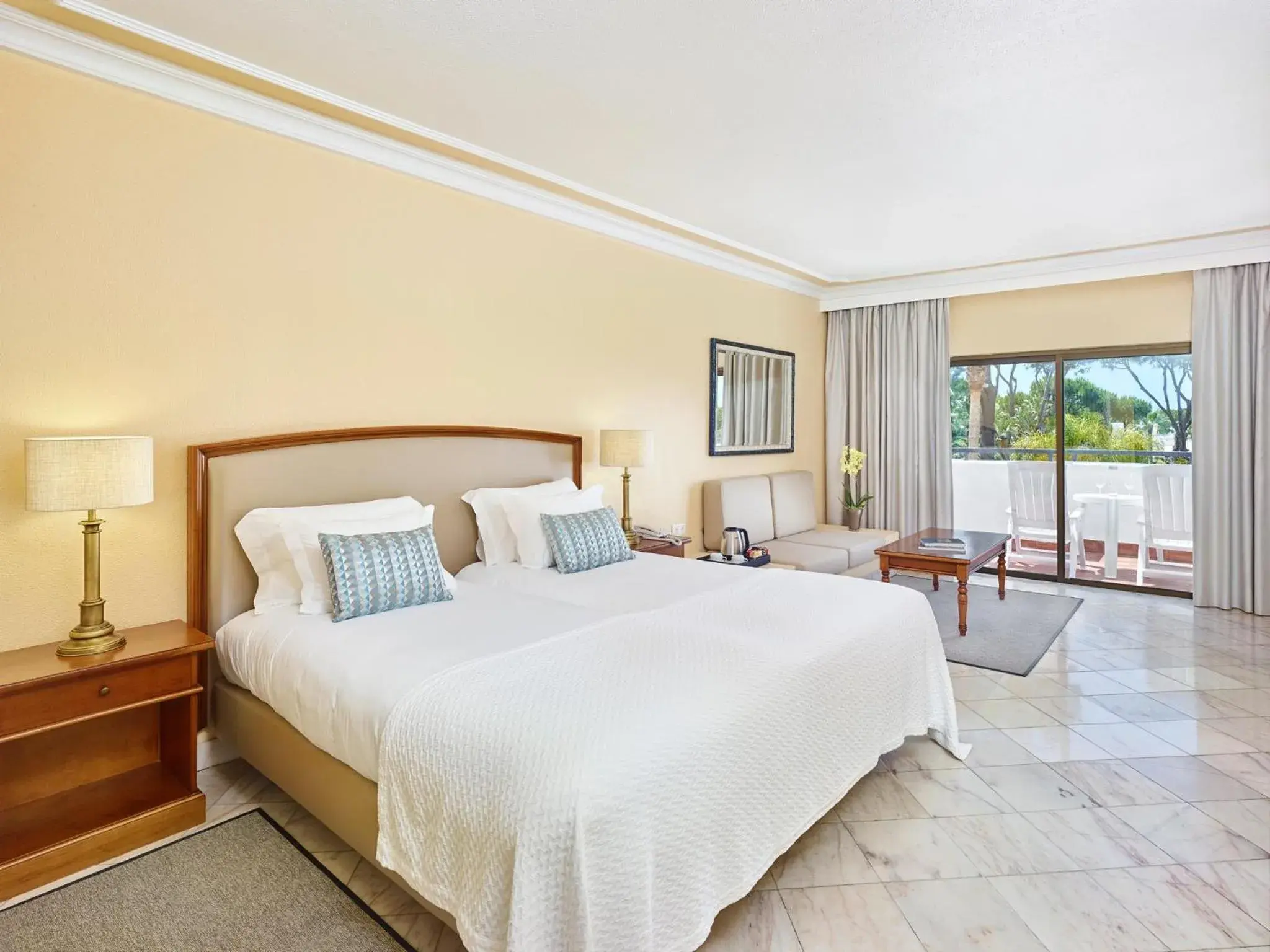 Bed in Ria Park Garden Hotel Bed in Ria Park Garden Hotel