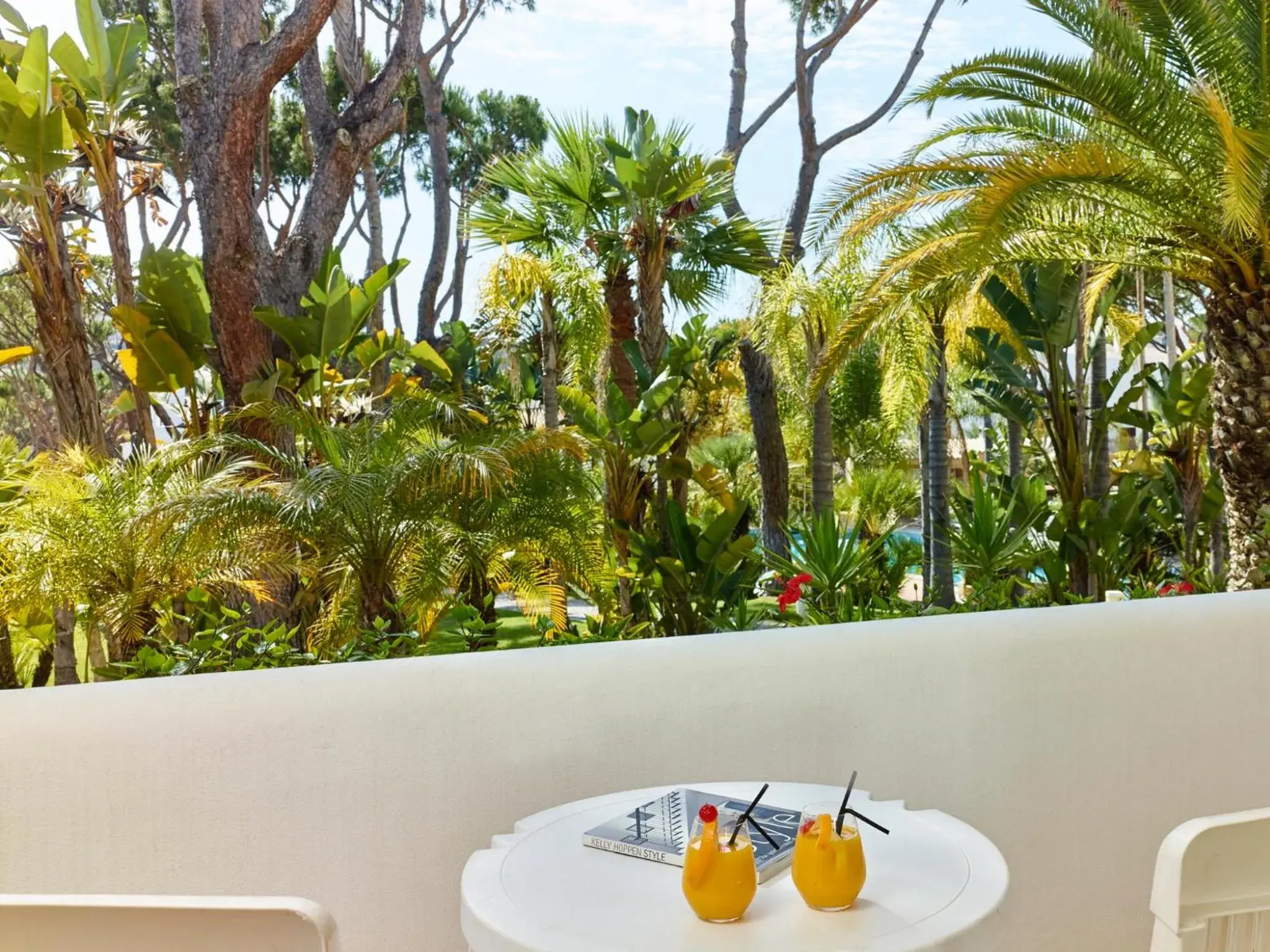 Photo of the whole room in Ria Park Garden Hotel Photo of the whole room in Ria Park Garden Hotel