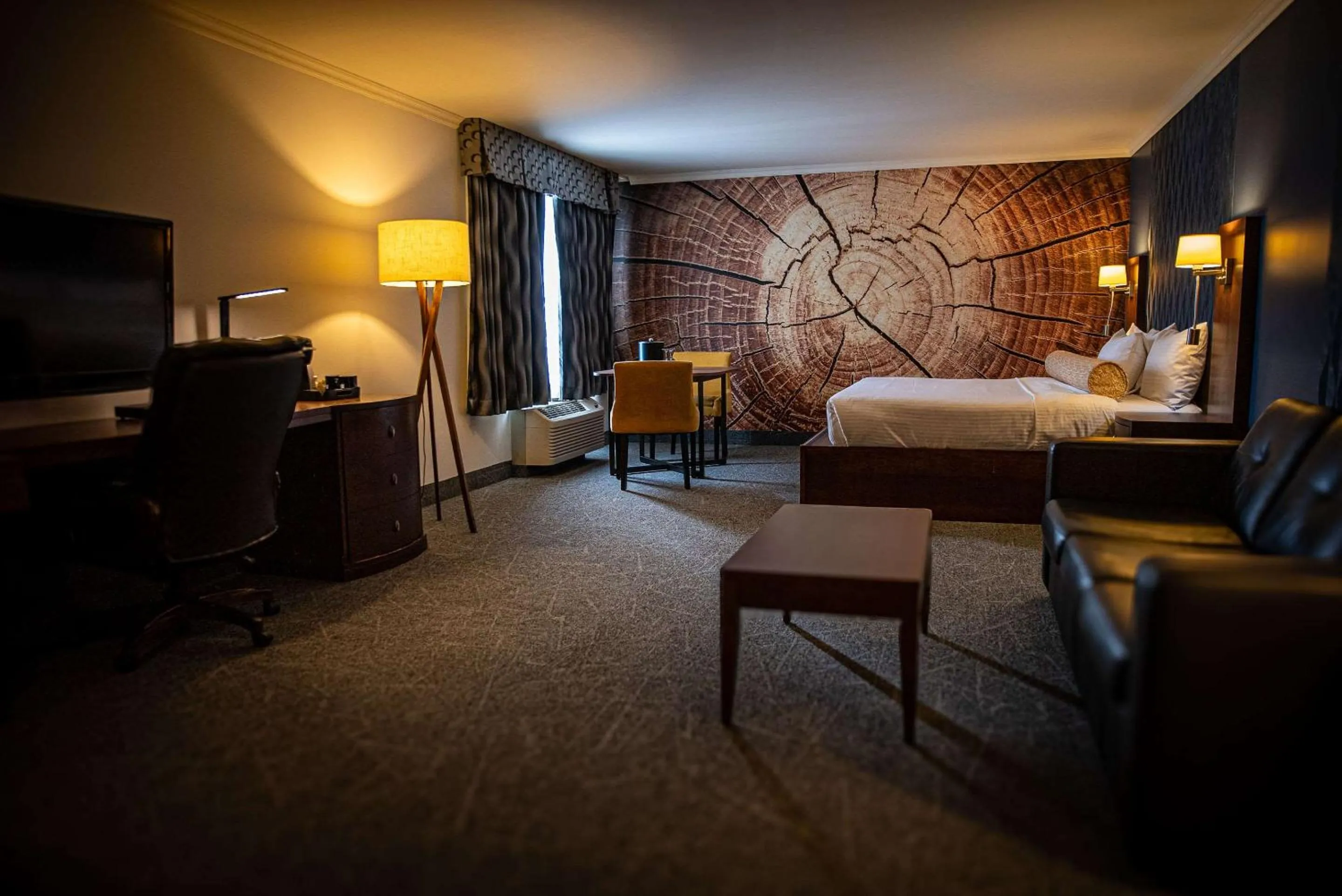 Bedroom, Bed in Le Noranda Hotel & Spa, an Ascend Collection Hotel