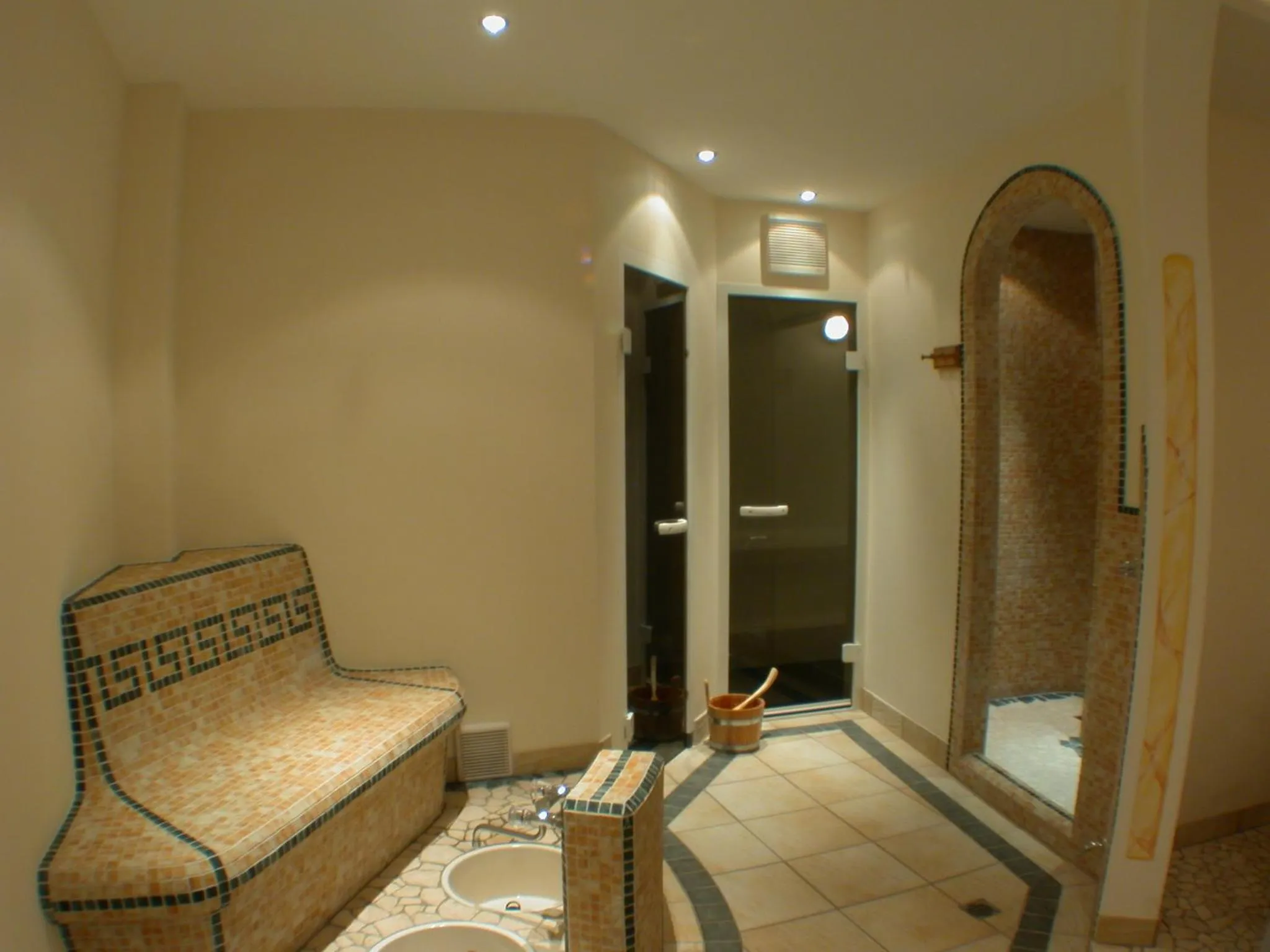 Spa and wellness centre/facilities in Hotel Garni Pradella