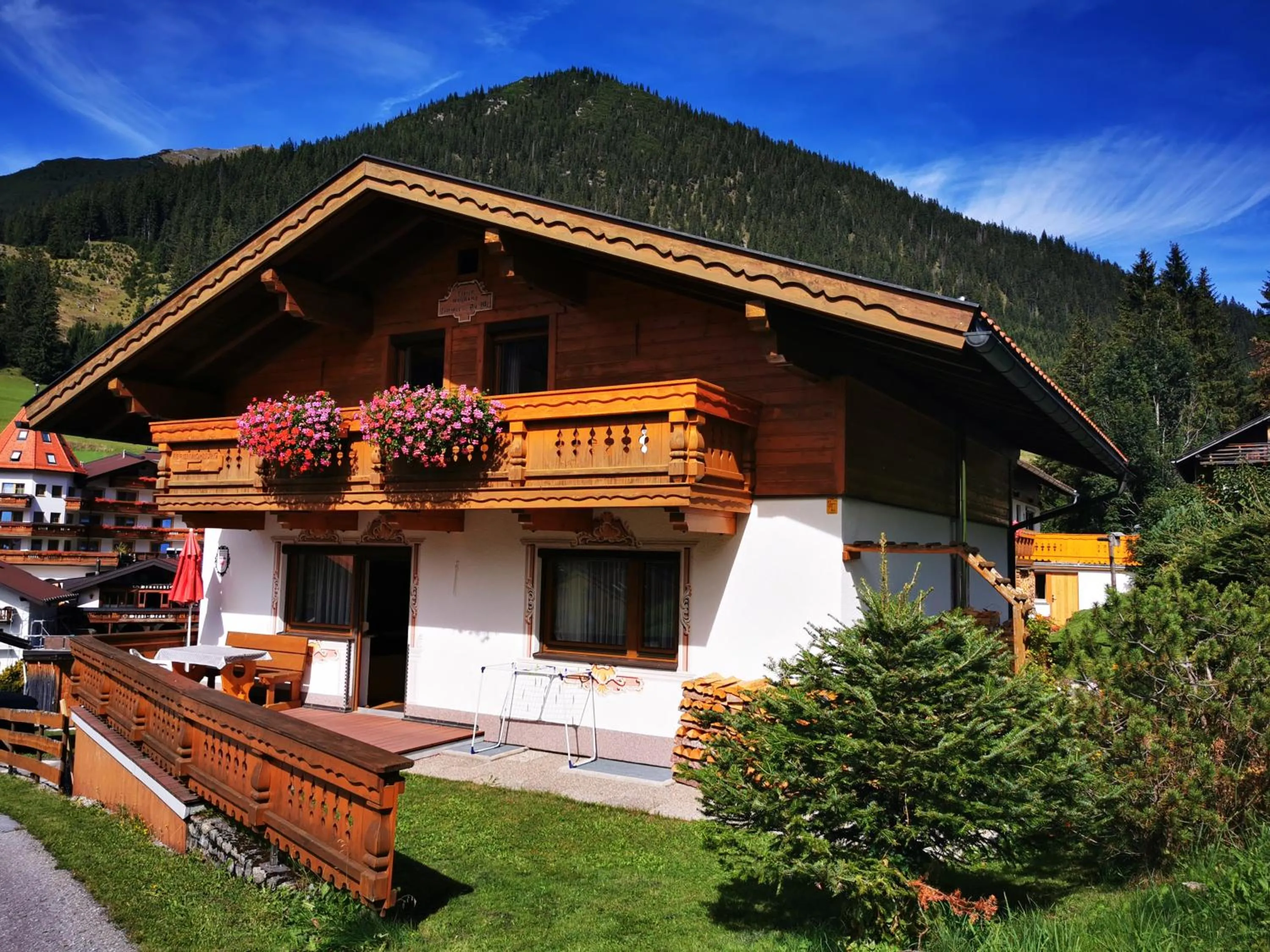 Property building in Haus Steinkarblick und Berghäusl