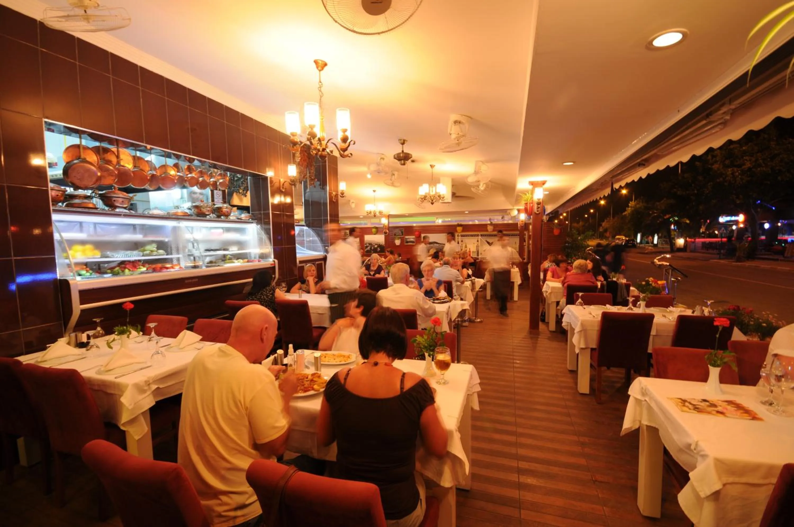 Restaurant/places to eat in Diva Hotel