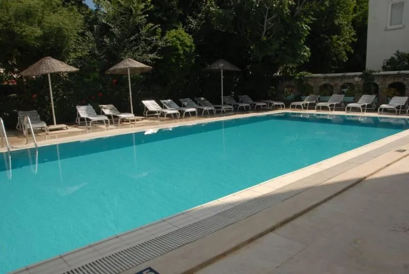 Swimming pool in Diva Hotel