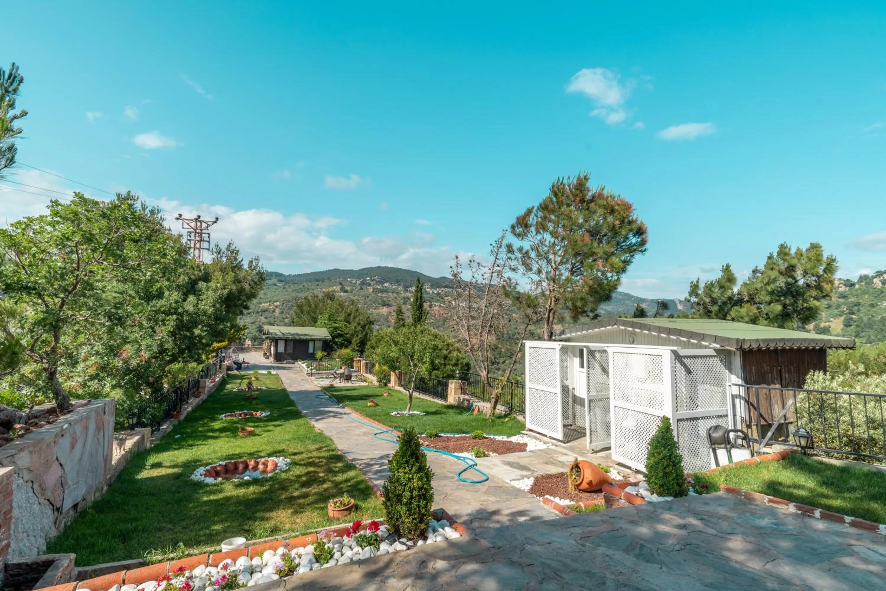 Garden in Assos Kartal Yuvasi Hotel