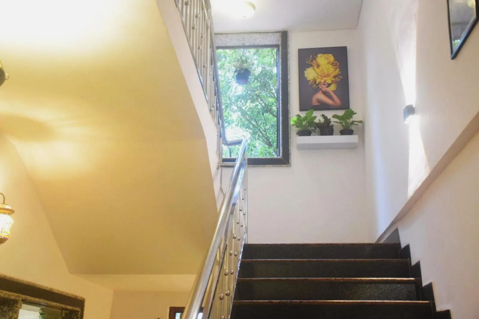 Decorative detail in LaligurasVilla Beachside Escape - 100m to Beach