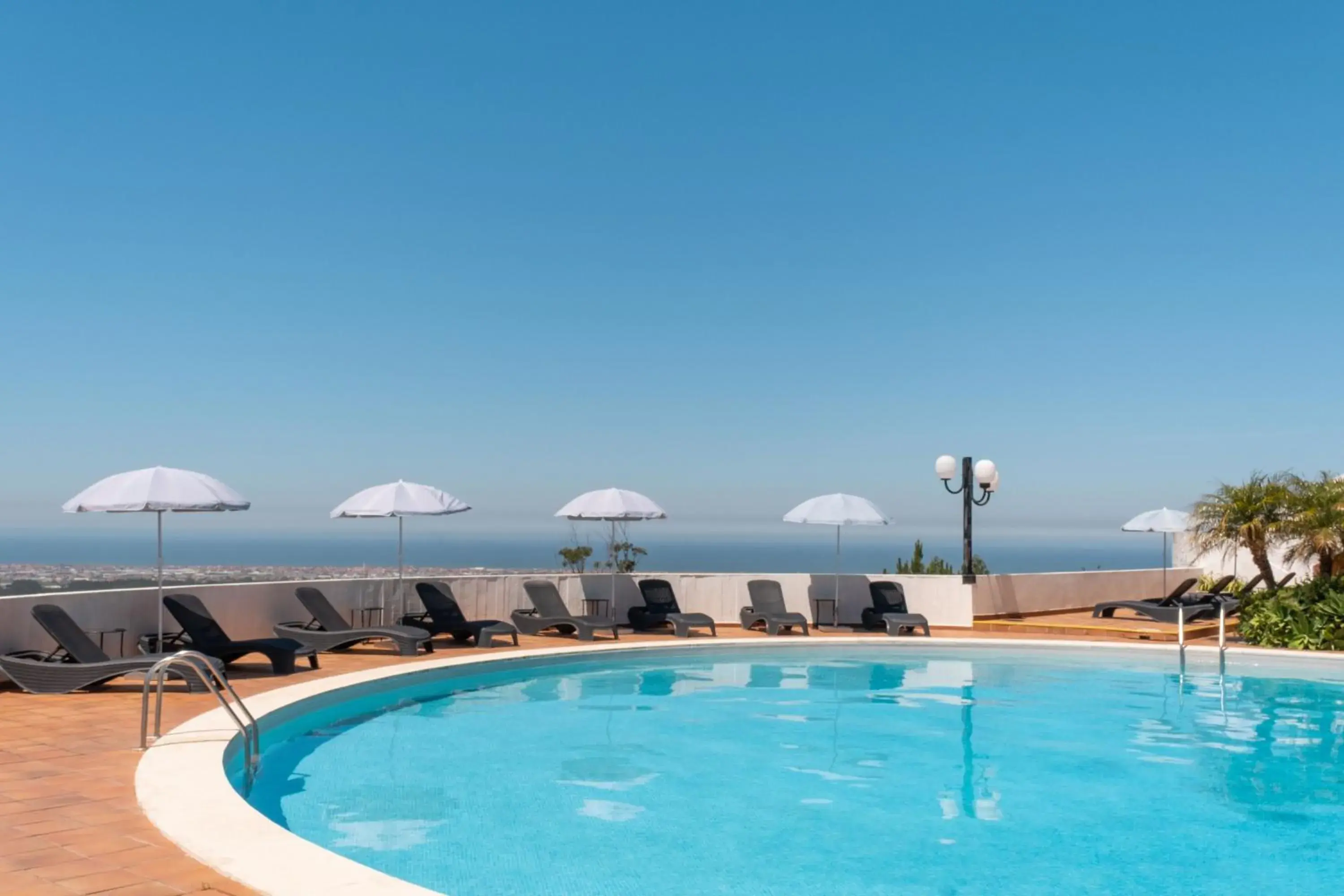 Swimming pool in Sao Felix Hotel Hillside & Nature Swimming pool in Sao Felix Hotel Hillside & Nature